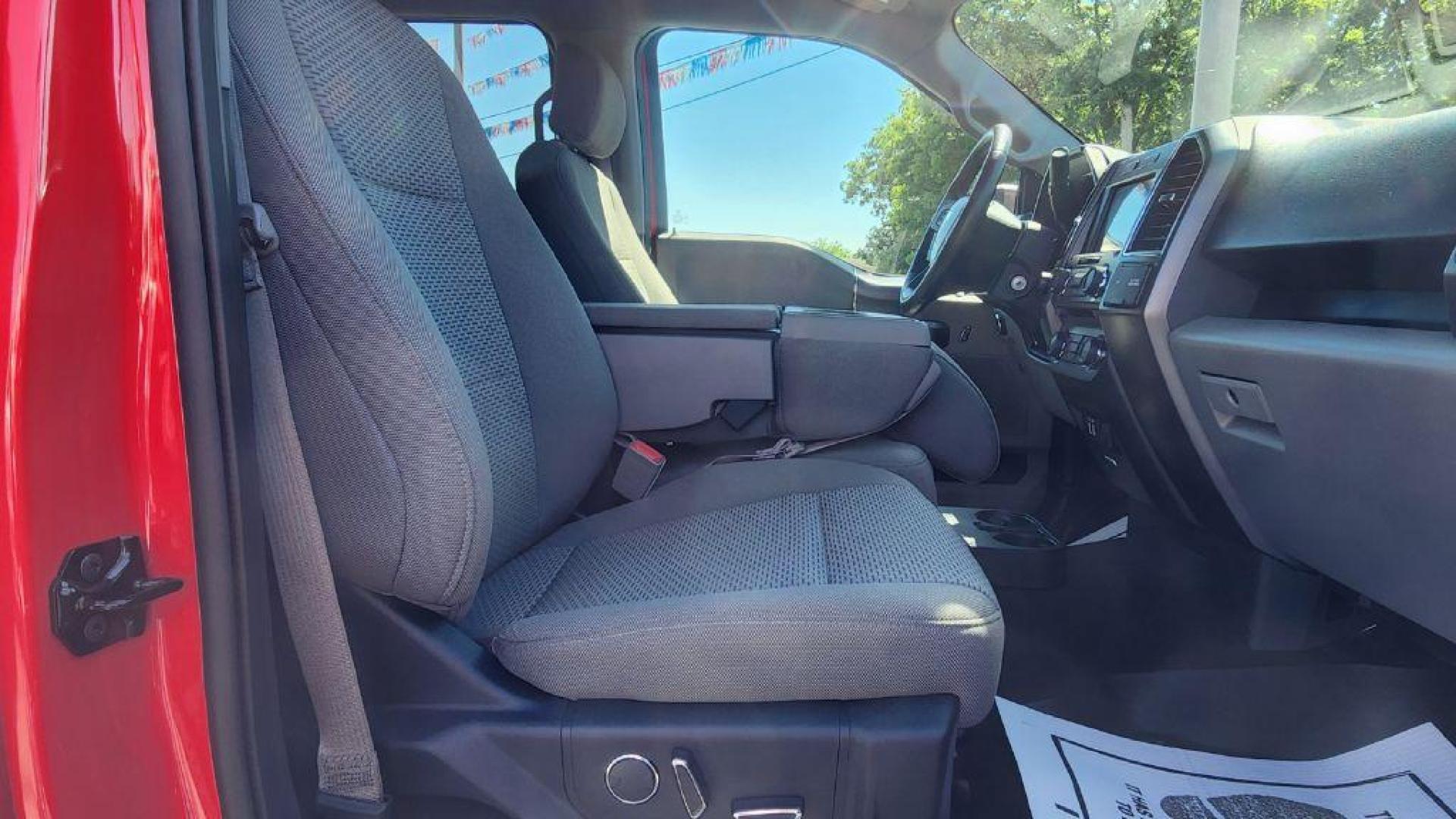 2018 RED FORD F150 SUPERCREW (1FTEW1EP6JK) with an 2.7L engine, Automatic transmission, located at 101 S. Halleck St., DeMotte, 46310, (219) 987-2922, 41.202343, -87.198189 - Photo#7