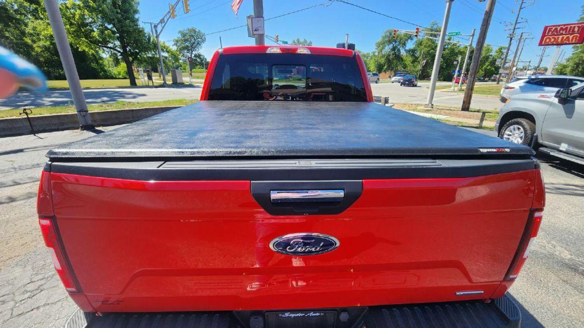 2018 RED FORD F150 SUPERCREW (1FTEW1EP6JK) with an 2.7L engine, Automatic transmission, located at 101 S. Halleck St., DeMotte, 46310, (219) 987-2922, 41.202343, -87.198189 - Photo#21