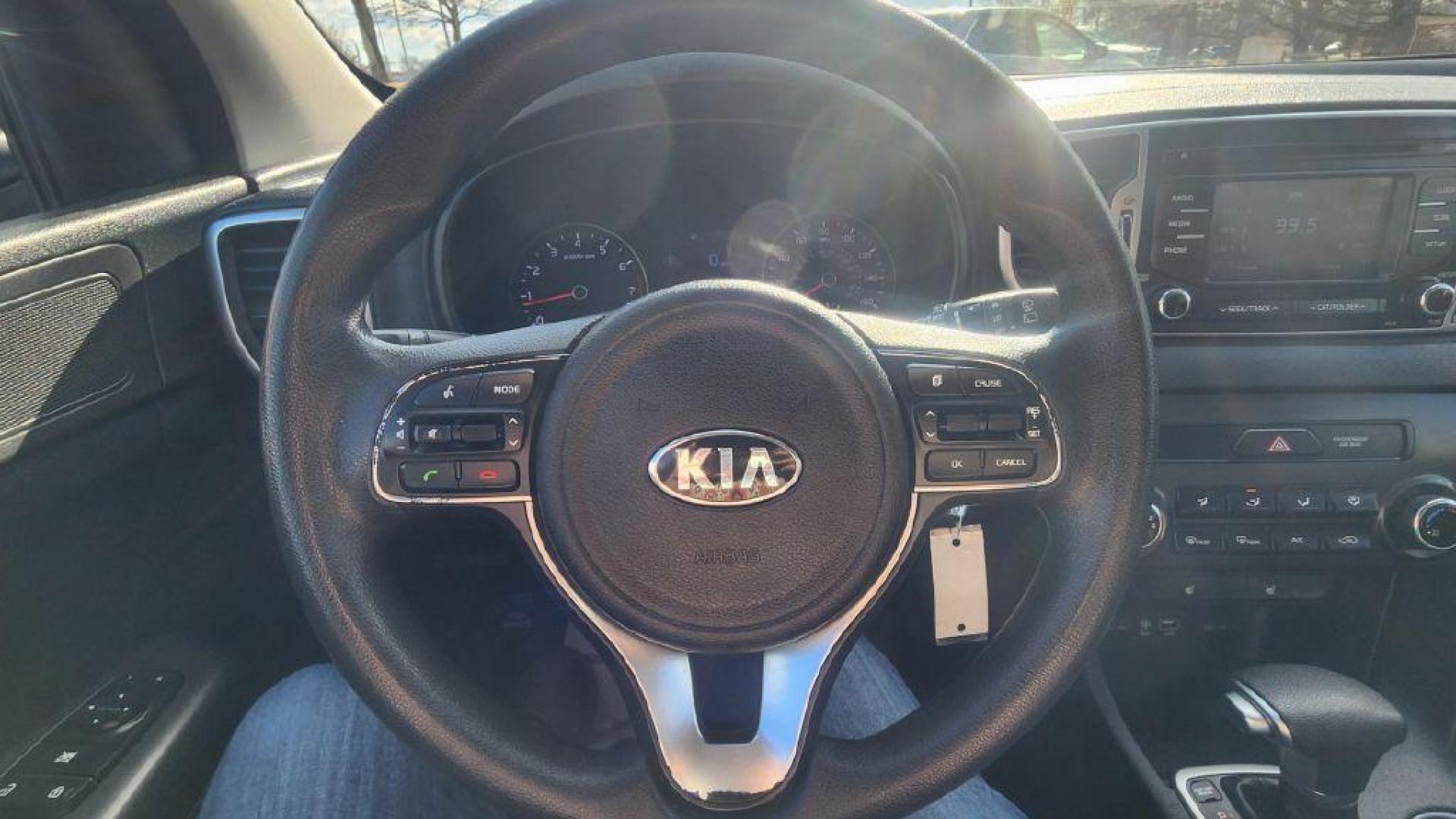 2017 GRAY KIA SPORTAGE LX - FWD (KNDPM3AC2H7) with an 2.4L engine, Automatic transmission, located at 101 S. Halleck St., DeMotte, 46310, (219) 987-2922, 41.202343, -87.198189 - Photo#9