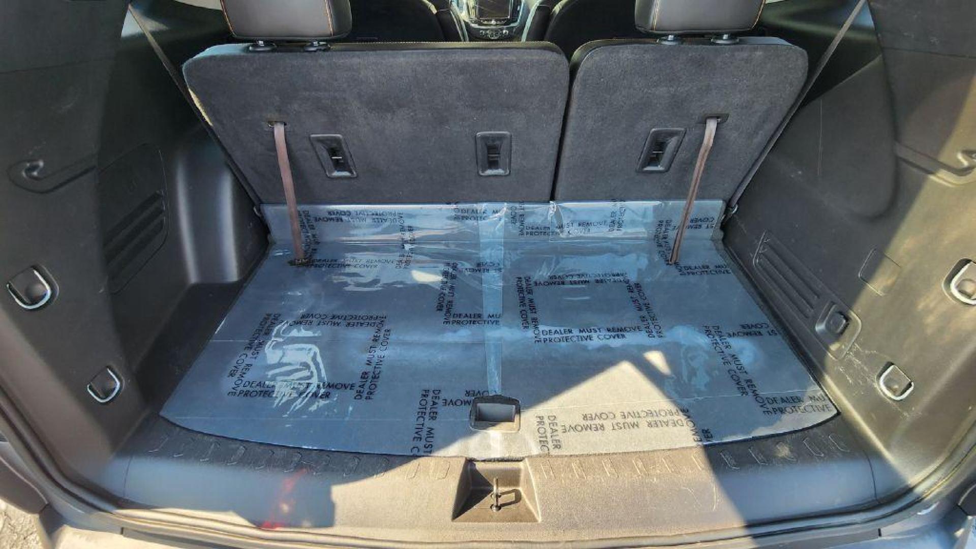 2018 GRAY CHEVROLET TRAVERSE LT (1GNERHKW6JJ) with an 3.6L engine, Automatic transmission, located at 101 S. Halleck St., DeMotte, 46310, (219) 987-2922, 41.202343, -87.198189 - Photo#22