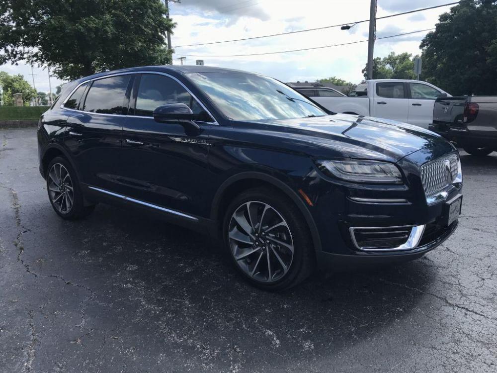 2019 BLUE LINCOLN NAUTILUS AWD- RESERVE (2LMPJBLP2KB) , Automatic transmission, located at 101 S. Halleck St., DeMotte, 46310, (219) 987-2922, 41.202343, -87.198189 - Photo #4