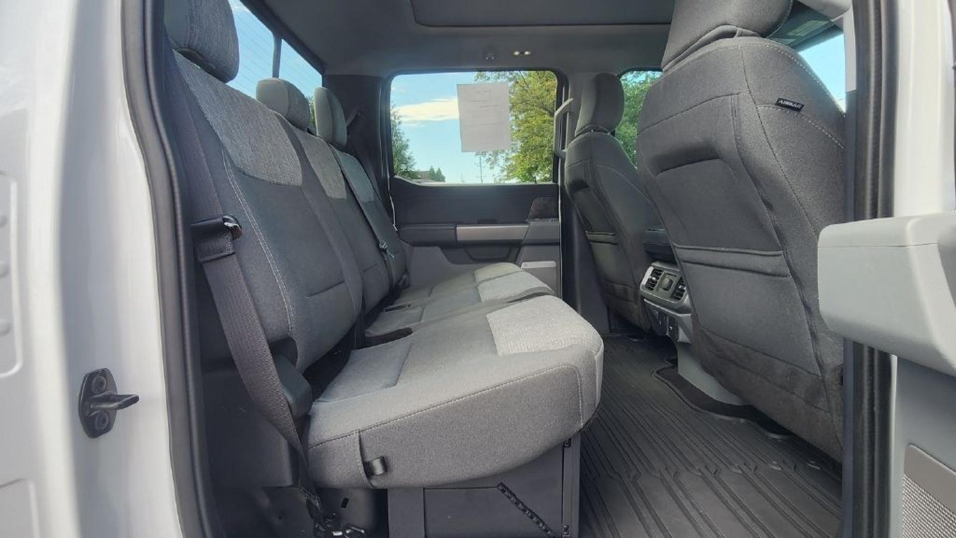 2022 WHITE FORD F150 SUPERCREW (1FTFW1E81NK) with an 3.5L engine, Automatic transmission, located at 101 S. Halleck St., DeMotte, 46310, (219) 987-2922, 41.202343, -87.198189- Photo#6