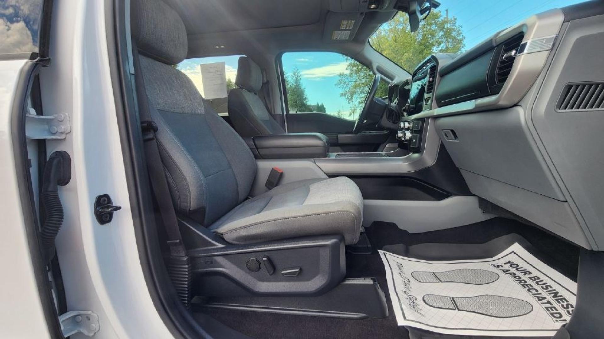 2022 WHITE FORD F150 SUPERCREW (1FTFW1E81NK) with an 3.5L engine, Automatic transmission, located at 101 S. Halleck St., DeMotte, 46310, (219) 987-2922, 41.202343, -87.198189- Photo#7