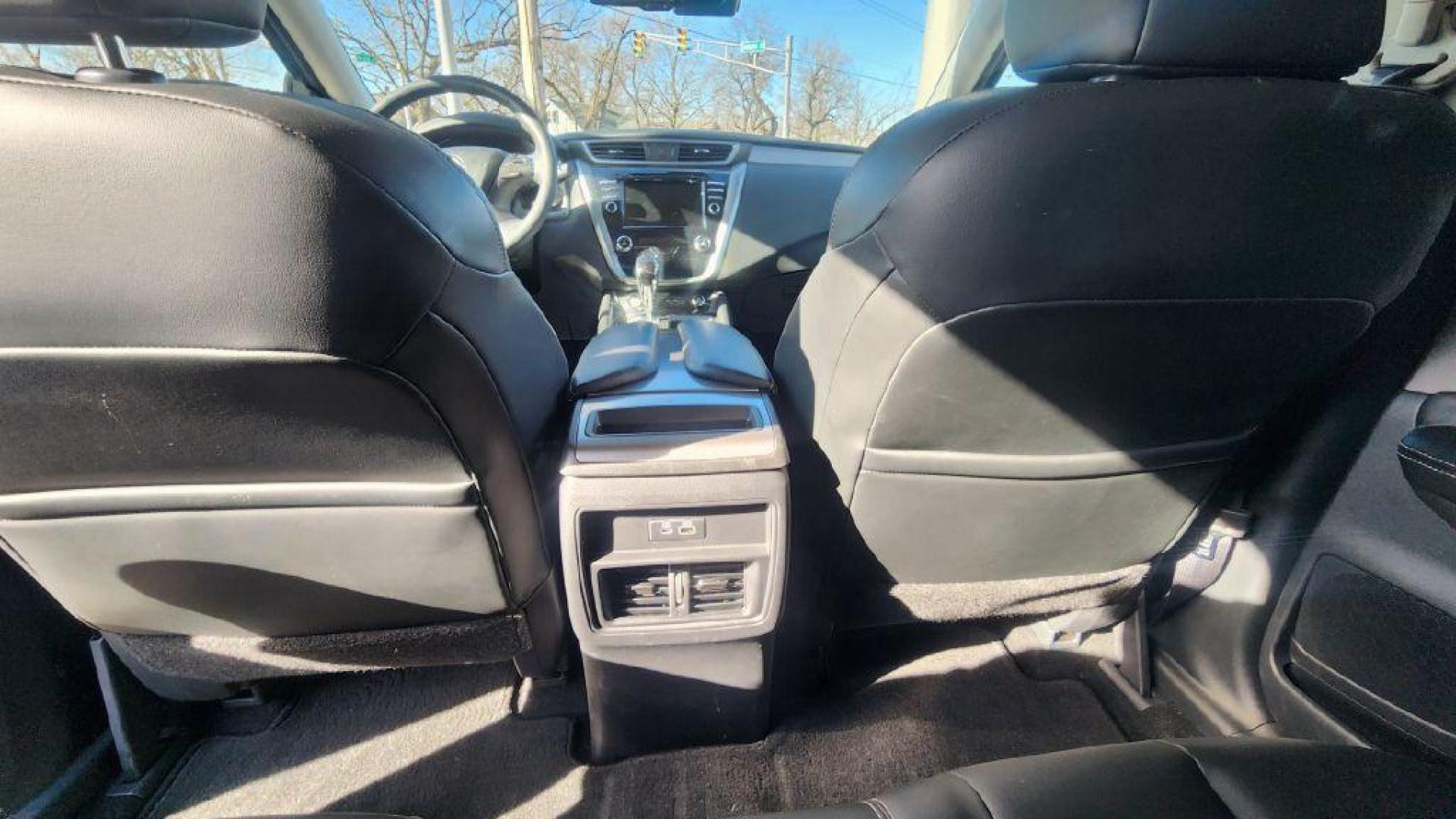 2023 GRAY NISSAN MURANO SV - AWD (5N1AZ2BSXPC) with an 3.5L engine, Automatic transmission, located at 101 S. Halleck St., DeMotte, 46310, (219) 987-2922, 41.202343, -87.198189 - Photo#19