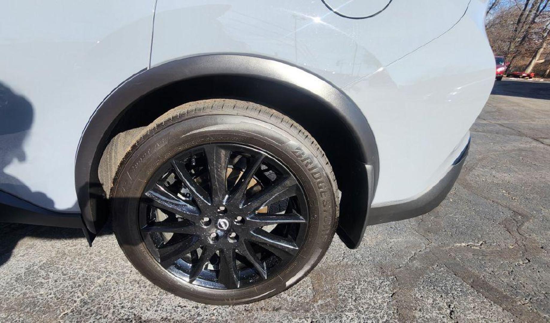 2023 GRAY NISSAN MURANO SV - AWD (5N1AZ2BSXPC) with an 3.5L engine, Automatic transmission, located at 101 S. Halleck St., DeMotte, 46310, (219) 987-2922, 41.202343, -87.198189 - Photo#22