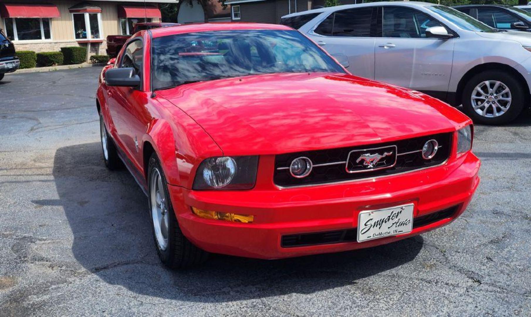 2006 RED FORD MUSTANG CP (1ZVFT80N565) with an 4.0L engine, Automatic transmission, located at 101 S. Halleck St., DeMotte, 46310, (219) 987-2922, 41.202343, -87.198189 - Photo#1