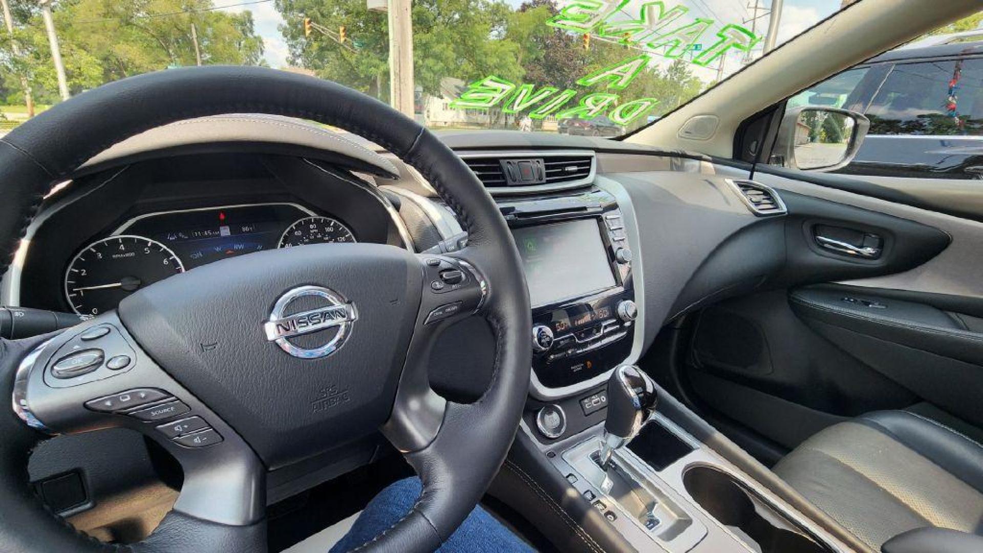 2021 WHITE NISSAN MURANO SL - AWD (5N1AZ2CS2MC) with an 3.5L engine, Continuously Variable transmission, located at 101 S. Halleck St., DeMotte, 46310, (219) 987-2922, 41.202343, -87.198189 - Photo#9