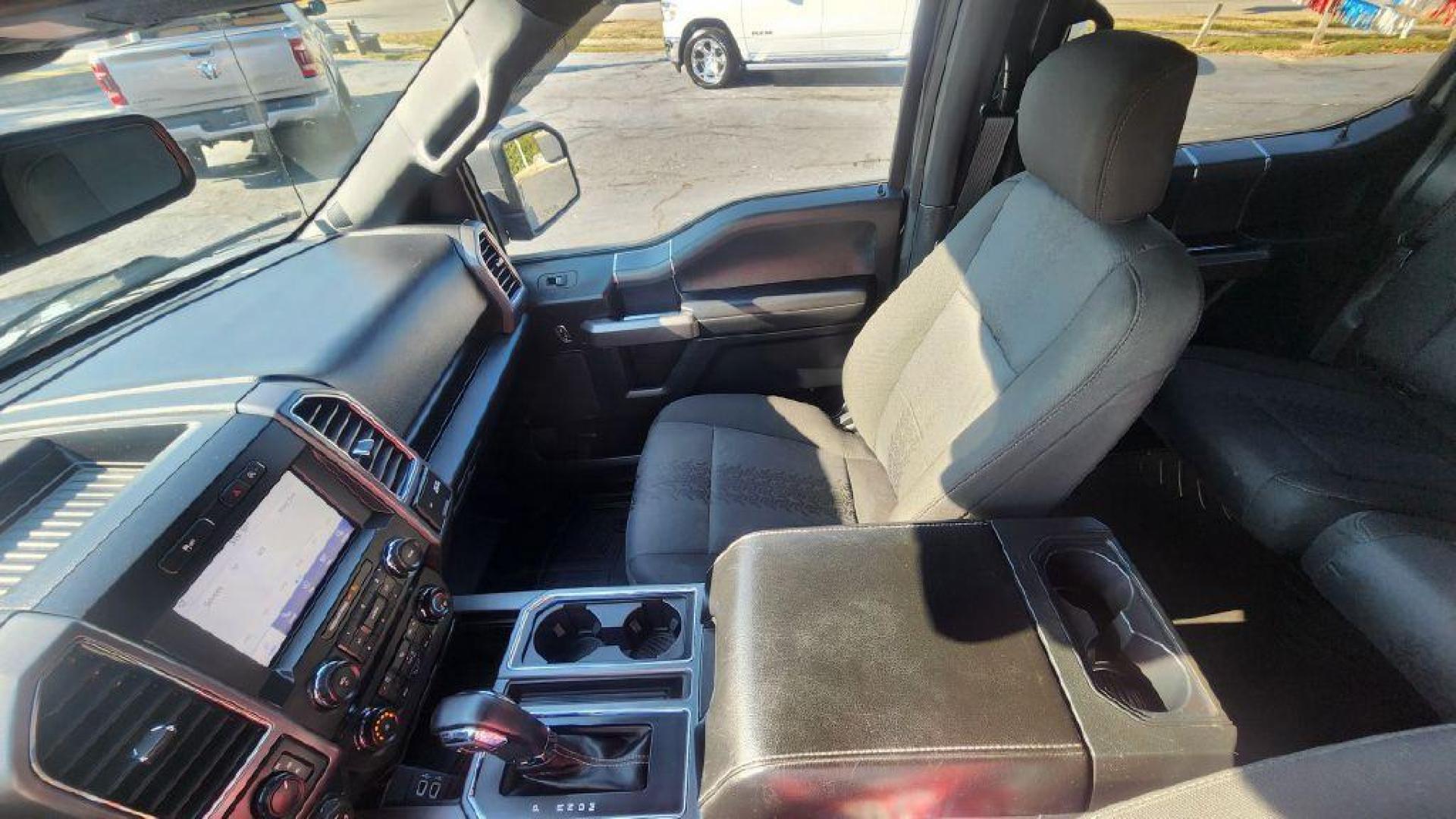 2020 GRAY FORD F150 SUPERCREW - 4WD (1FTEW1E42LF) with an 3.5L engine, Automatic transmission, located at 101 S. Halleck St., DeMotte, 46310, (219) 987-2922, 41.202343, -87.198189 - Photo#15