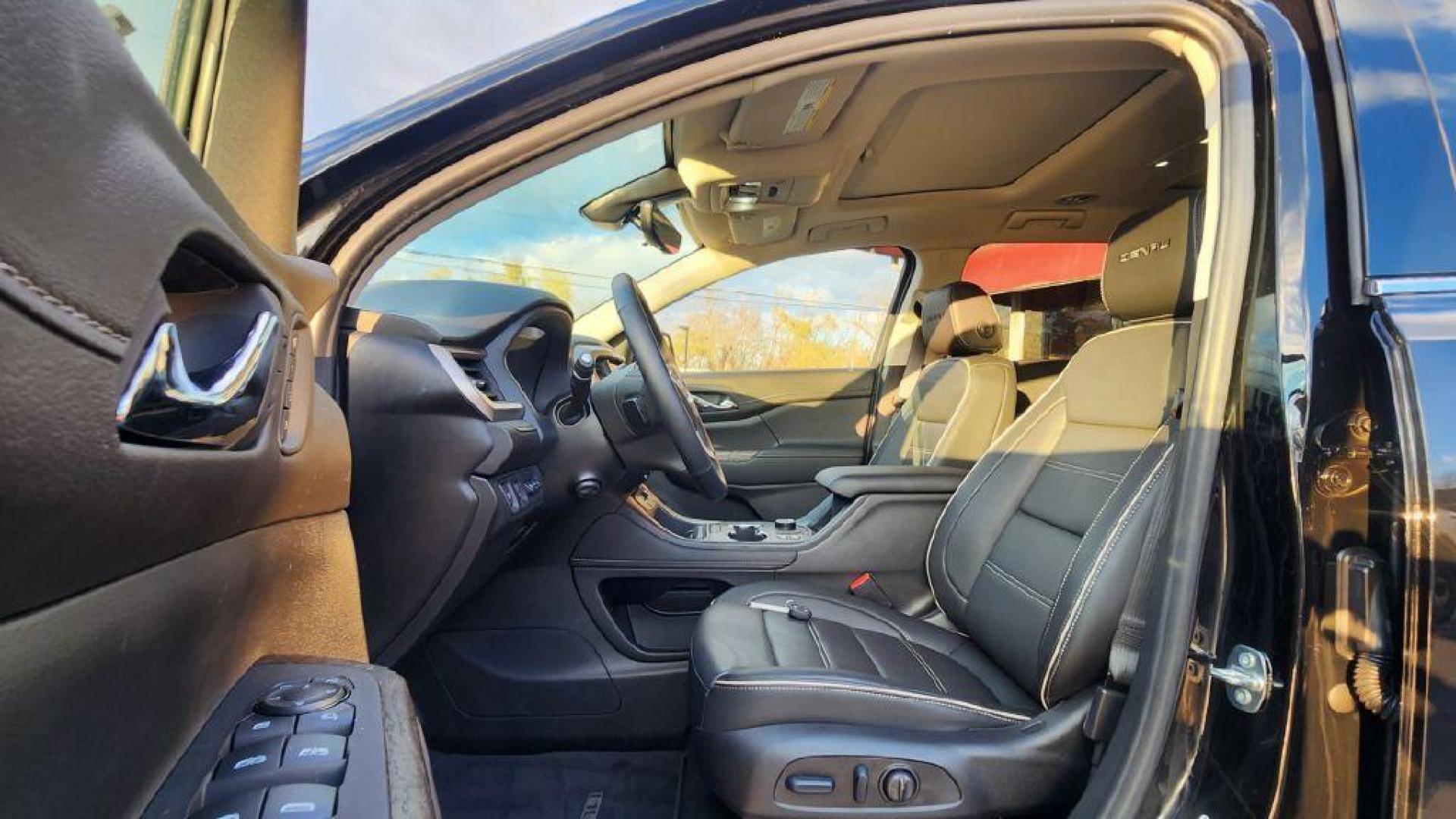 2023 BLACK GMC ACADIA DENALI - AWD (1GKKNXLS8PZ) with an 3.6L engine, Automatic transmission, located at 101 S. Halleck St., DeMotte, 46310, (219) 987-2922, 41.202343, -87.198189 - Photo#5