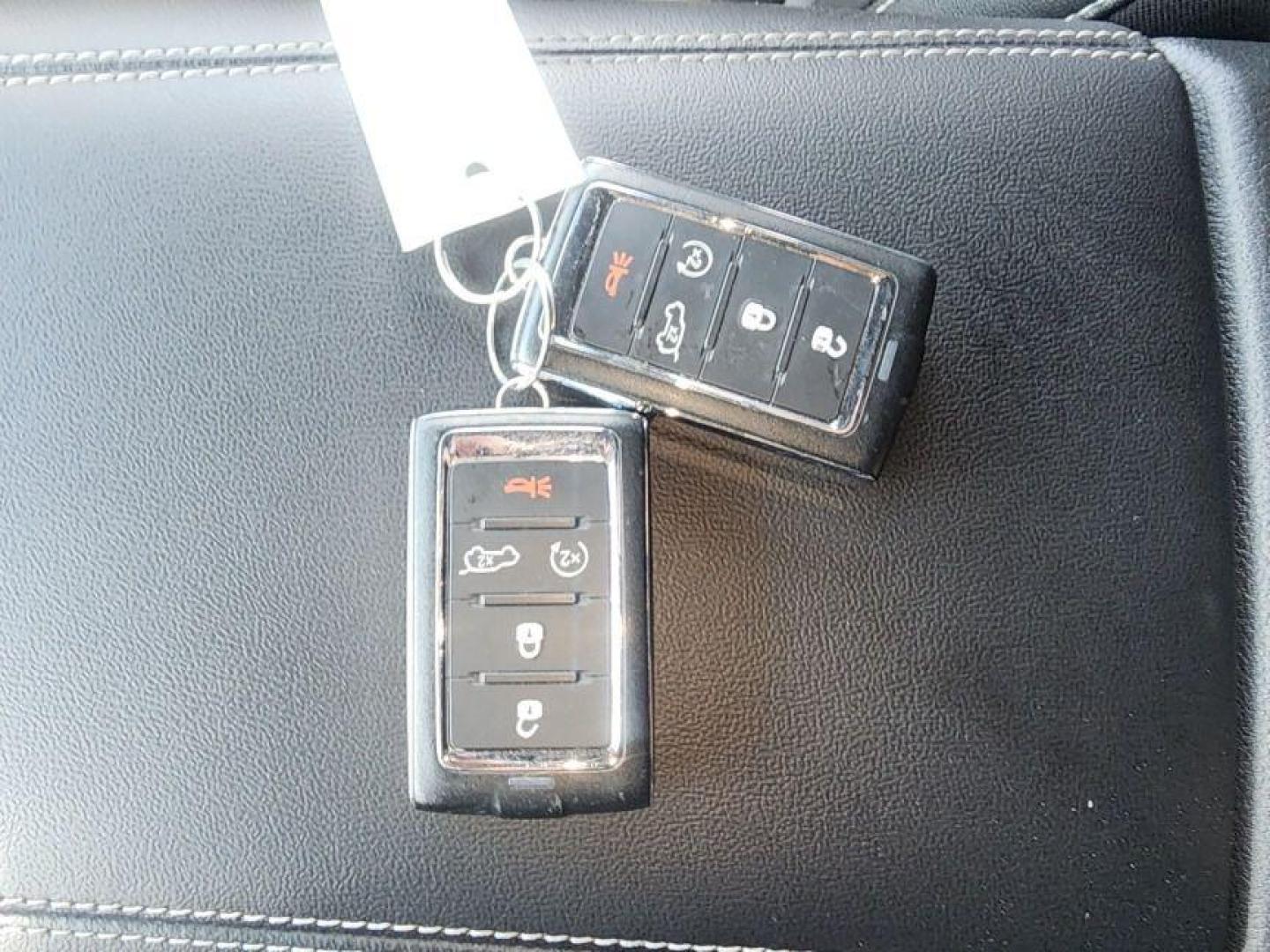 2023 WHITE JEEP GRAND CHEROKEE LAREDO - 4WD (1C4RJHAG7PC) with an 3.6L engine, Automatic transmission, located at 101 S. Halleck St., DeMotte, 46310, (219) 987-2922, 41.202343, -87.198189 - Photo#16
