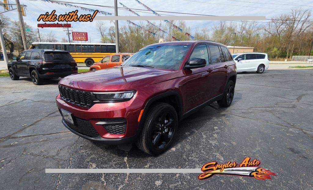 photo of 2024 JEEP GRAND CHEROKEE ALTITUDE X - 4WD