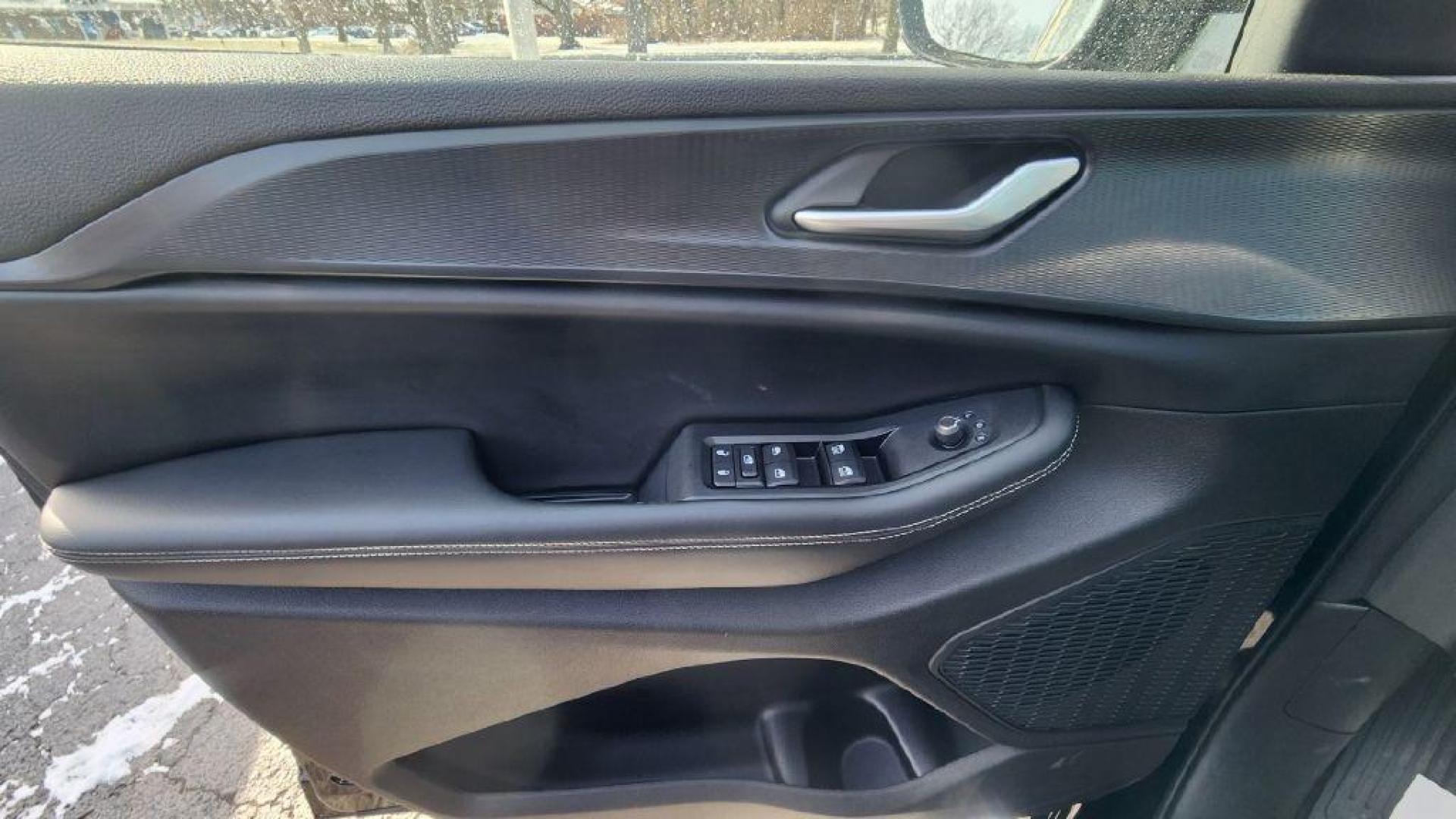 2024 BLACK JEEP GRAND CHEROKEE LAREDO X - 4WD (1C4RJHAG8RC) with an 3.6L engine, Automatic transmission, located at 101 S. Halleck St., DeMotte, 46310, (219) 987-2922, 41.202343, -87.198189 - Photo#18