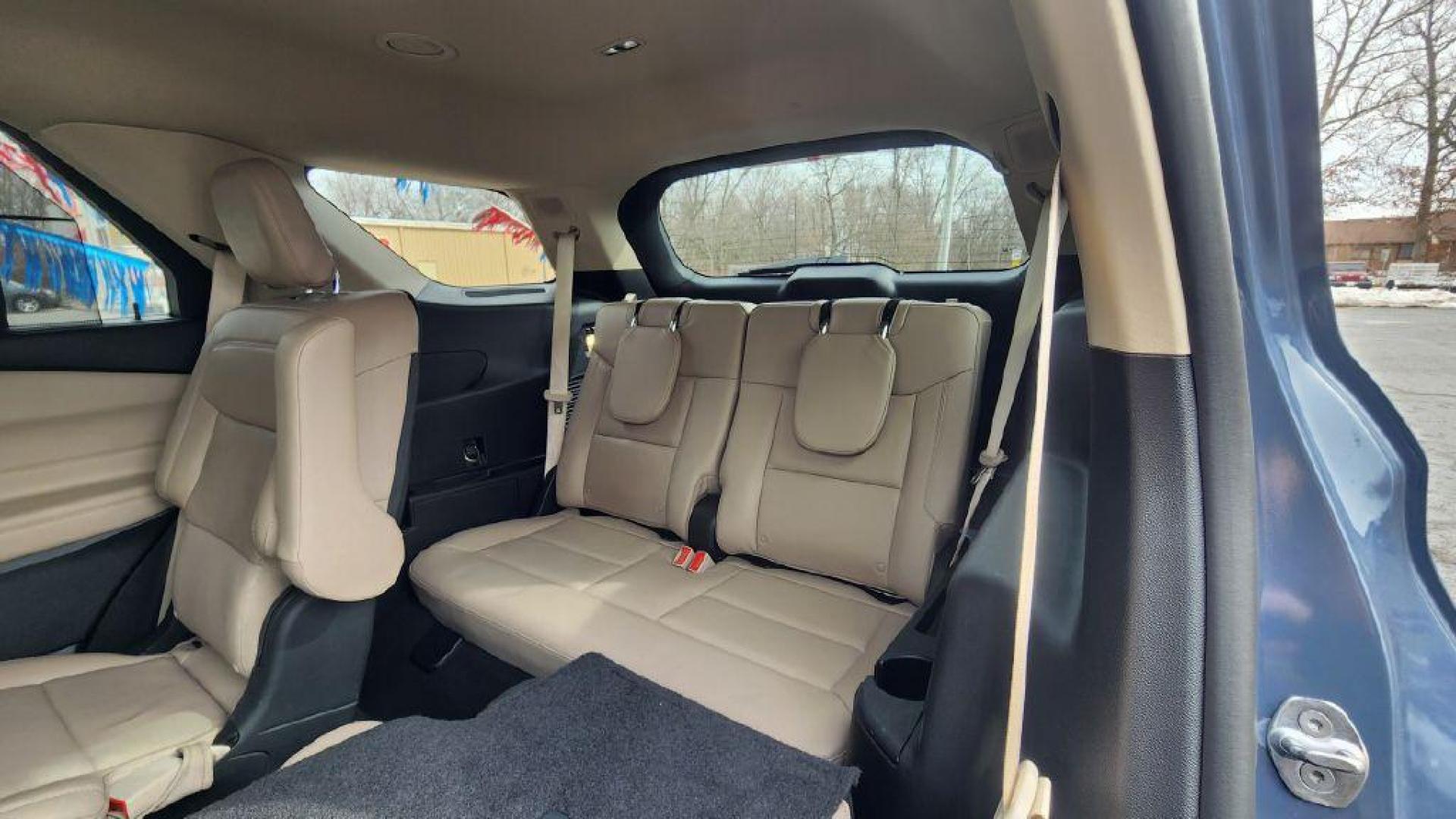 2021 BLUE FORD EXPLORER LIMITED -4WD (1FM5K8FW7MN) with an 3.3L engine, Automatic transmission, located at 101 S. Halleck St., DeMotte, 46310, (219) 987-2922, 41.202343, -87.198189 - Photo#6