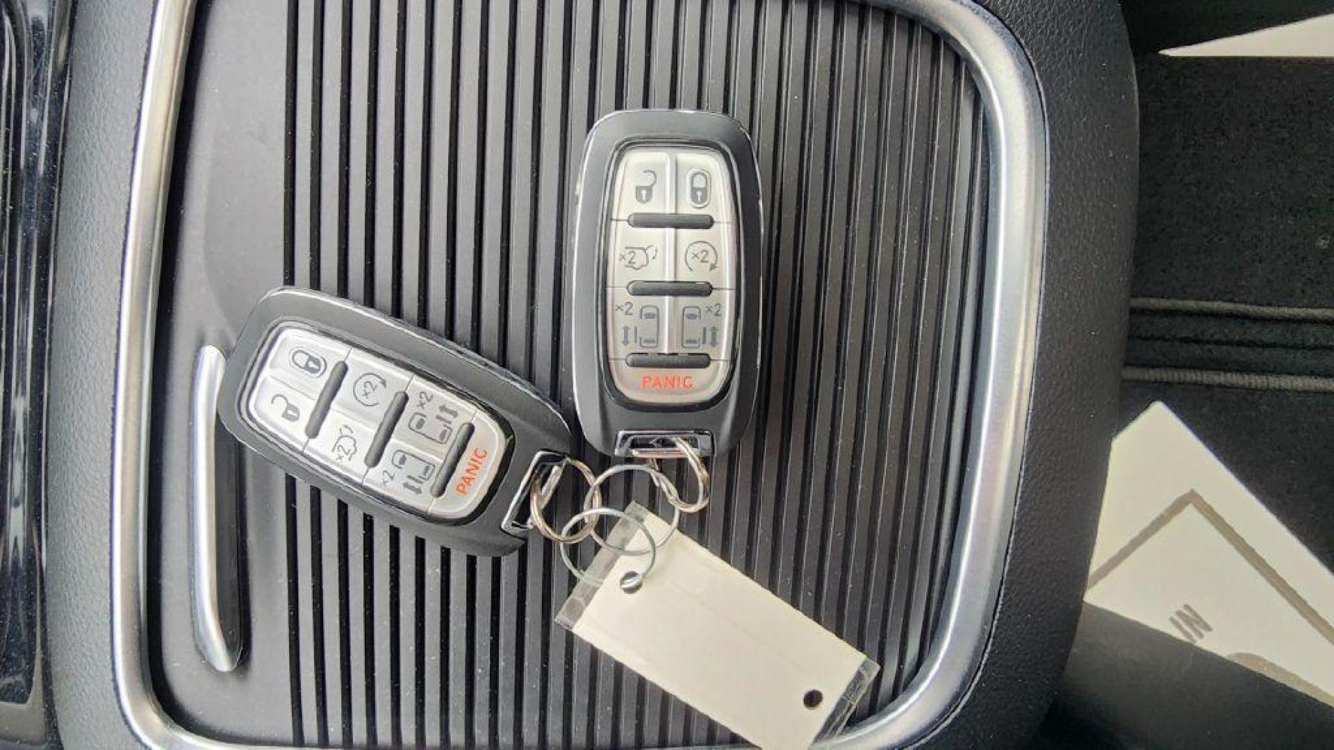 2023 WHITE CHRYSLER PACIFICA LIMITED - FWD (2C4RC1GG1PR) with an 3.6L engine, Automatic transmission, located at 101 S. Halleck St., DeMotte, 46310, (219) 987-2922, 41.202343, -87.198189 - Photo#19