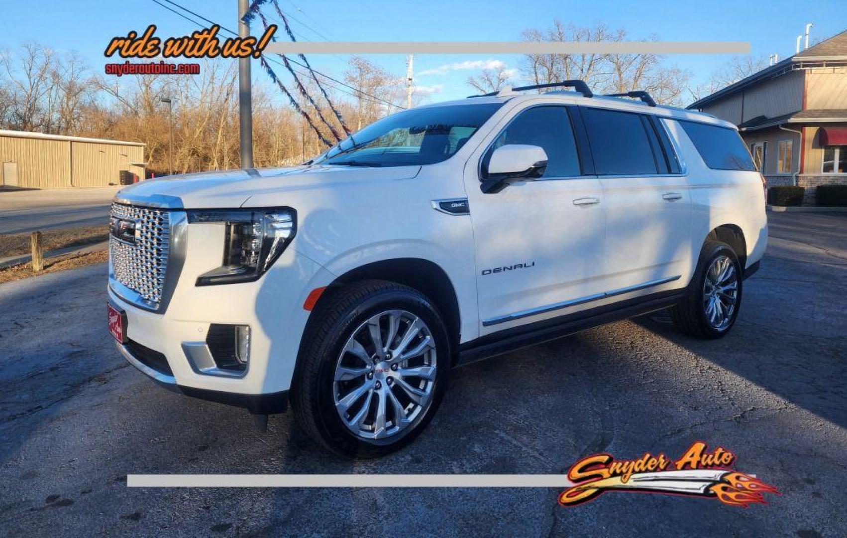 2023 WHITE GMC YUKON XL DENALI - 4WD (1GKS2JKL7PR) with an 6.2L engine, Automatic transmission, located at 101 S. Halleck St., DeMotte, 46310, (219) 987-2922, 41.202343, -87.198189 - Photo#0