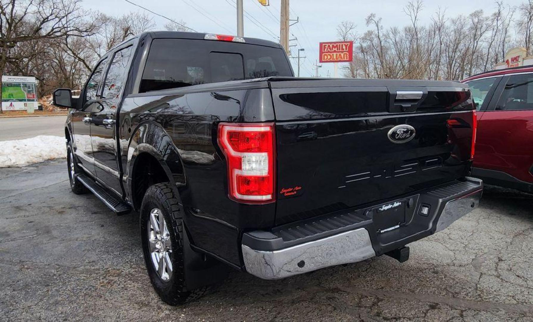 2020 BLACK FORD F150 SUPERCREW - 4WD (1FTEW1E57LK) with an 5.0L engine, Automatic transmission, located at 101 S. Halleck St., DeMotte, 46310, (219) 987-2922, 41.202343, -87.198189 - Photo#3