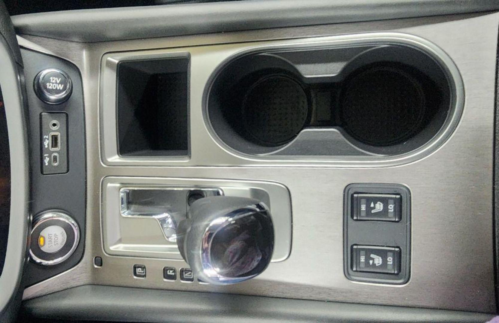 2023 GRAY NISSAN MURANO SV - AWD (5N1AZ2BS9PC) with an 3.5L engine, Automatic transmission, located at 101 S. Halleck St., DeMotte, 46310, (219) 987-2922, 41.202343, -87.198189 - Photo#13
