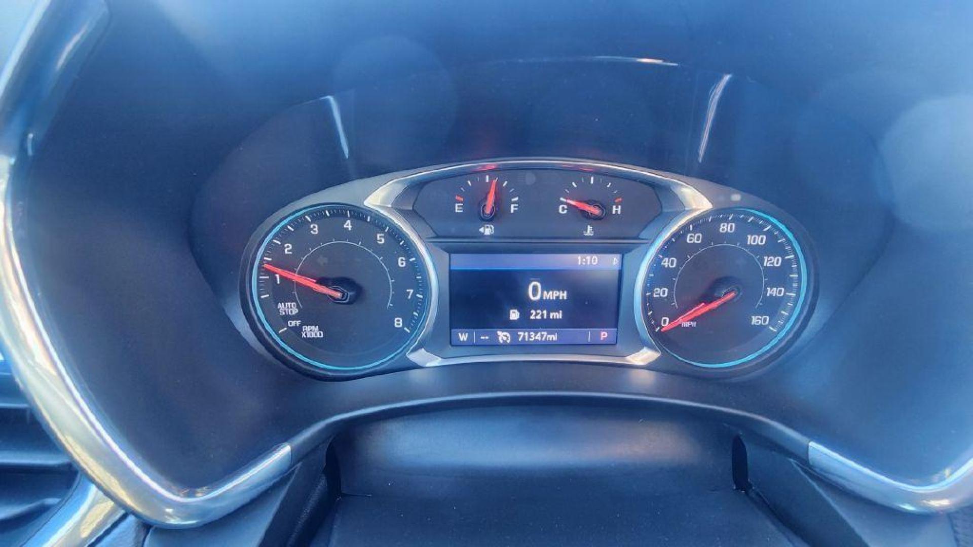 2019 BURGAN CHEVROLET EQUINOX PREMIER -AWD (2GNAXYEX7K6) with an 2.0L engine, Automatic transmission, located at 101 S. Halleck St., DeMotte, 46310, (219) 987-2922, 41.202343, -87.198189 - Photo#10