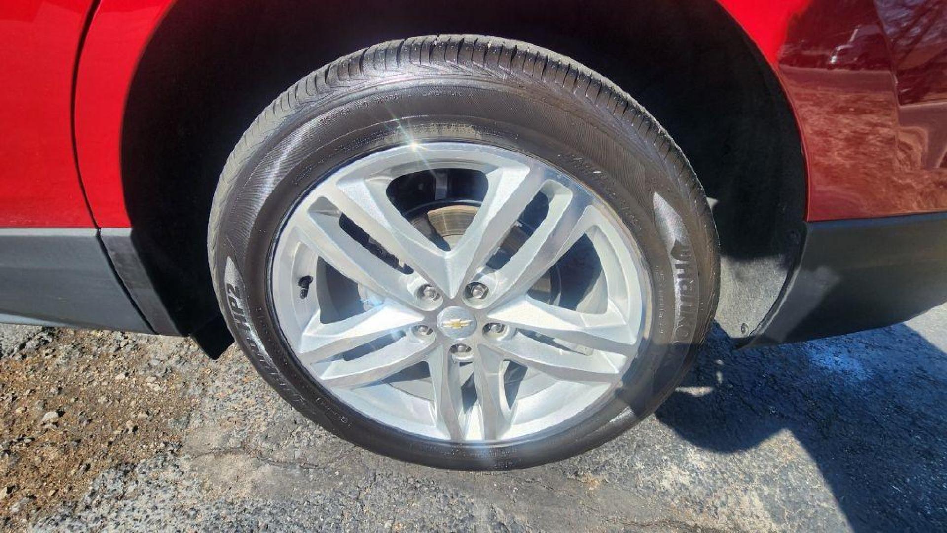 2019 BURGAN CHEVROLET EQUINOX PREMIER -AWD (2GNAXYEX7K6) with an 2.0L engine, Automatic transmission, located at 101 S. Halleck St., DeMotte, 46310, (219) 987-2922, 41.202343, -87.198189 - Photo#19