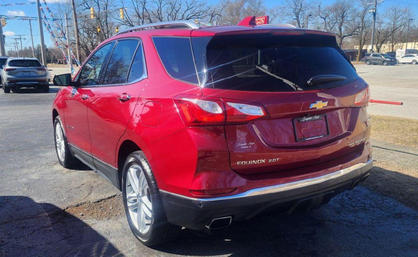 2019 BURGAN CHEVROLET EQUINOX PREMIER -AWD (2GNAXYEX7K6) with an 2.0L engine, Automatic transmission, located at 101 S. Halleck St., DeMotte, 46310, (219) 987-2922, 41.202343, -87.198189 - Photo#3