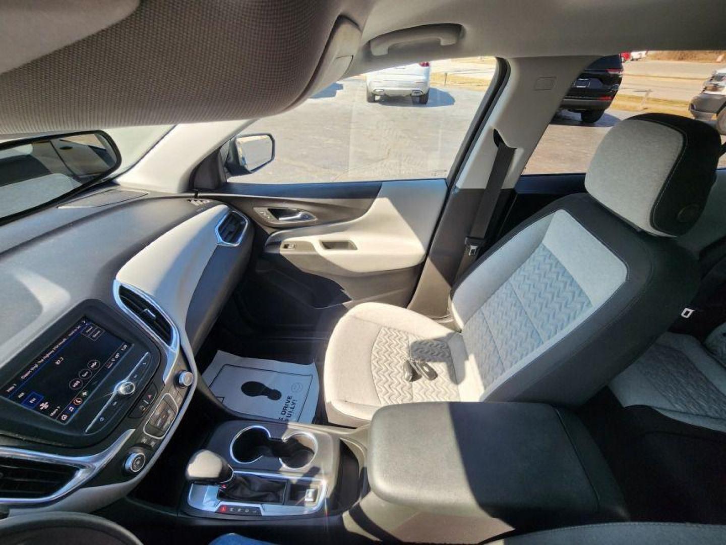 2022 BLUE CHEVROLET EQUINOX LS - FWD (3GNAXHEV5NS) with an 1.5L engine, Automatic transmission, located at 101 S. Halleck St., DeMotte, 46310, (219) 987-2922, 41.202343, -87.198189 - Photo#9