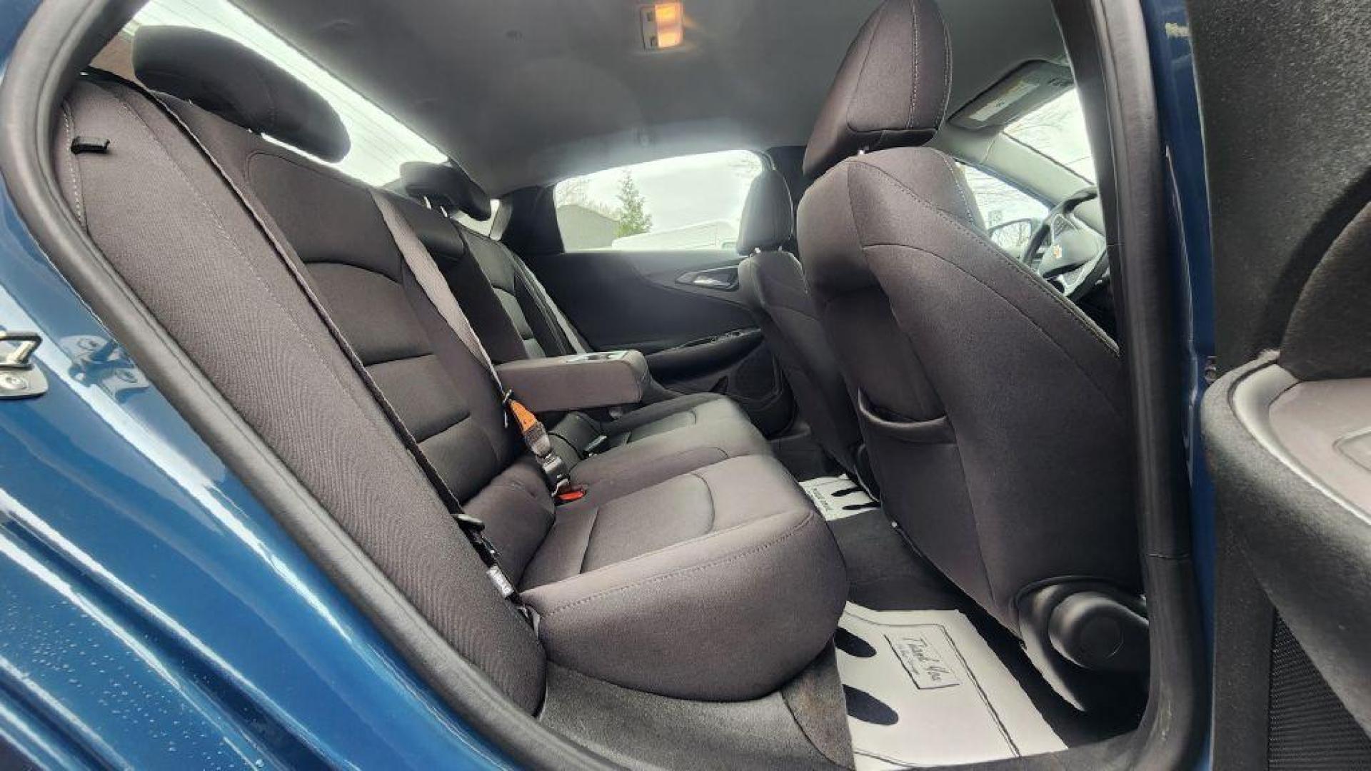 2024 BLUE CHEVROLET MALIBU LT - FWD (1G1ZD5ST3RF) with an 1.5L engine, Automatic transmission, located at 101 S. Halleck St., DeMotte, 46310, (219) 987-2922, 41.202343, -87.198189 - Photo#6