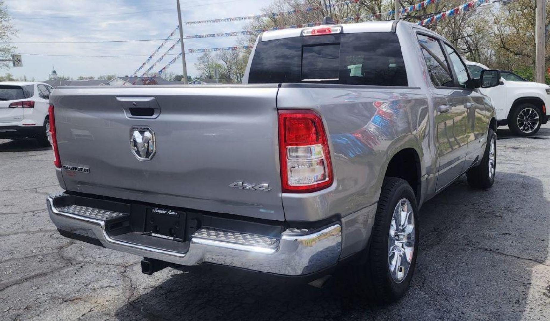 2022 SILVER RAM 1500 BIG HORN/LONE STAR - 4WD (1C6RRFFG1NN) with an 3.6L engine, Automatic transmission, located at 101 S. Halleck St., DeMotte, 46310, (219) 987-2922, 41.202343, -87.198189 - Photo#3