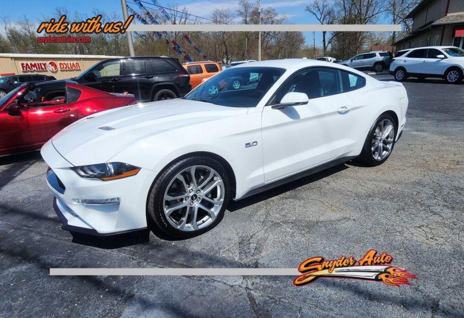 2020 WHITE FORD MUSTANG GT -RWD (1FA6P8CF5L5) with an 5.0L engine, Automatic transmission, located at 101 S. Halleck St., DeMotte, 46310, (219) 987-2922, 41.202343, -87.198189 - Photo#0