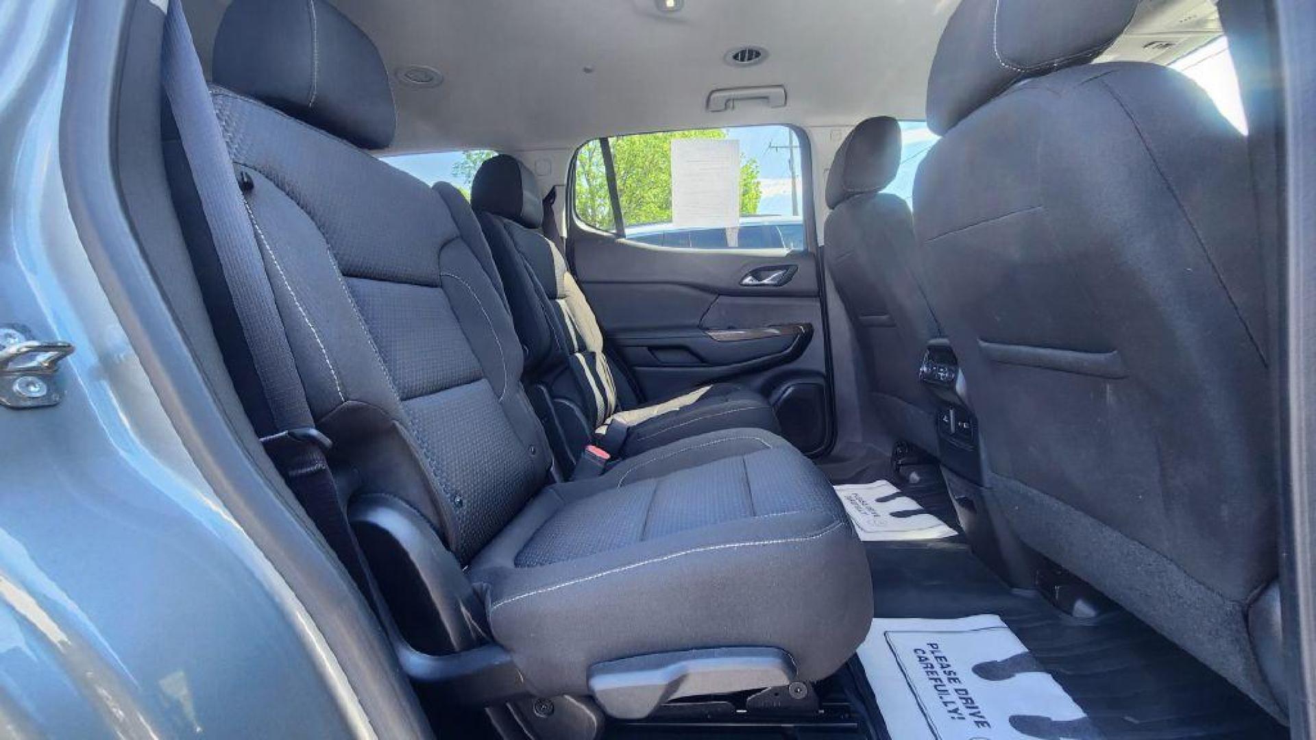 2023 GRAY GMC ACADIA SLE - AWD (1GKKNRL4XPZ) with an 2.0L engine, Automatic transmission, located at 101 S. Halleck St., DeMotte, 46310, (219) 987-2922, 41.202343, -87.198189 - Photo#9