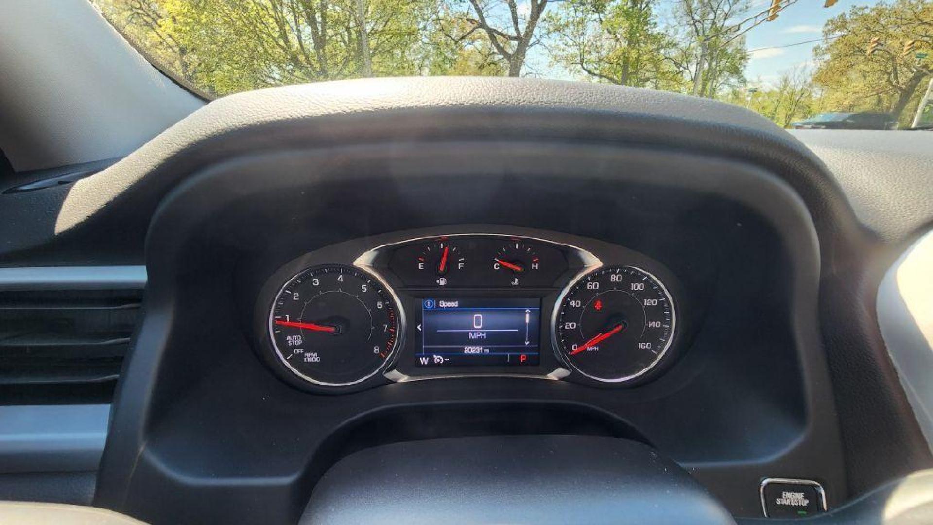 2023 GRAY GMC ACADIA SLE - AWD (1GKKNRL4XPZ) with an 2.0L engine, Automatic transmission, located at 101 S. Halleck St., DeMotte, 46310, (219) 987-2922, 41.202343, -87.198189 - Photo#13