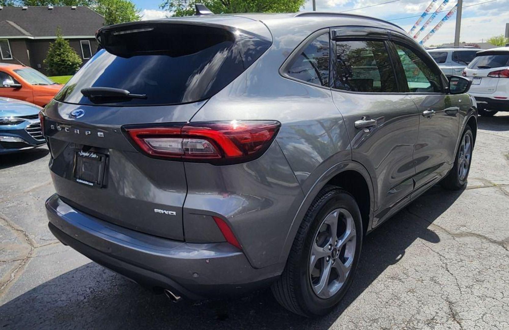 2023 GRAY FORD ESCAPE ST LINE - 4WD (1FMCU9MN8PU) with an 1.5L engine, Automatic transmission, located at 101 S. Halleck St., DeMotte, 46310, (219) 987-2922, 41.202343, -87.198189 - Photo#3