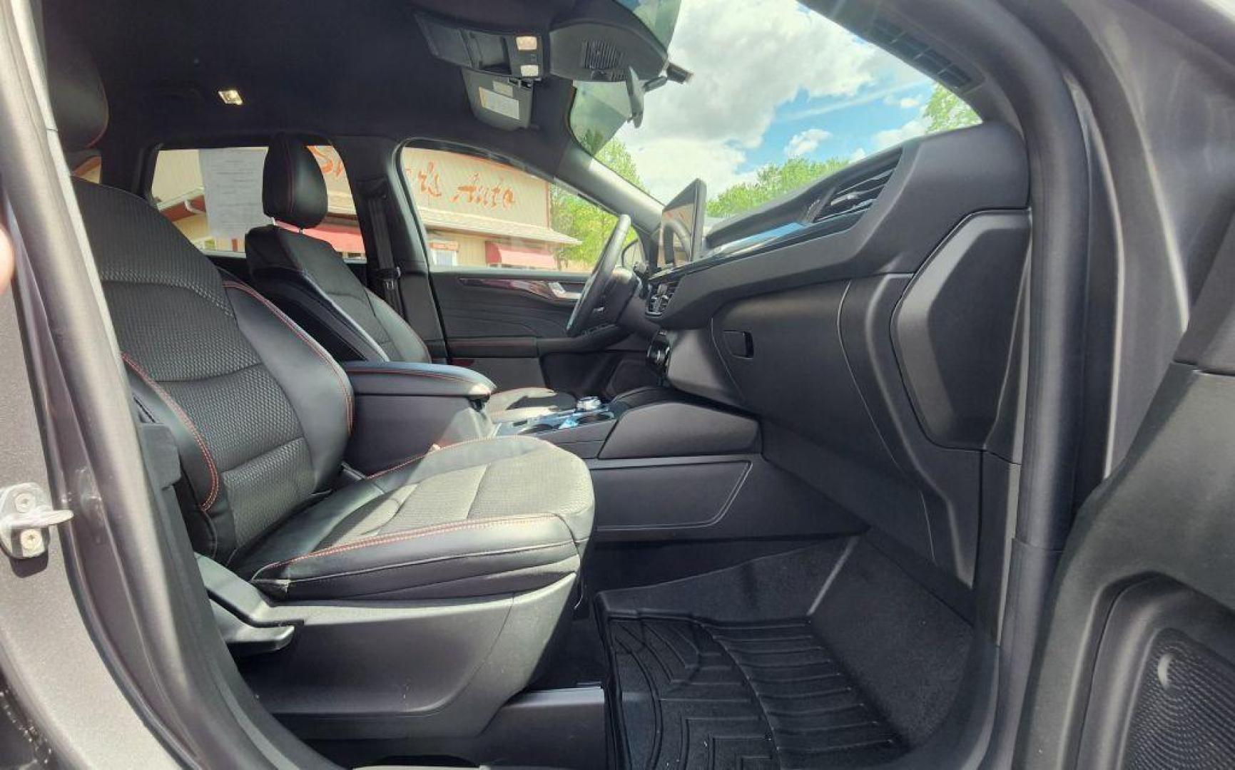 2023 GRAY FORD ESCAPE ST LINE - 4WD (1FMCU9MN8PU) with an 1.5L engine, Automatic transmission, located at 101 S. Halleck St., DeMotte, 46310, (219) 987-2922, 41.202343, -87.198189 - Photo#10