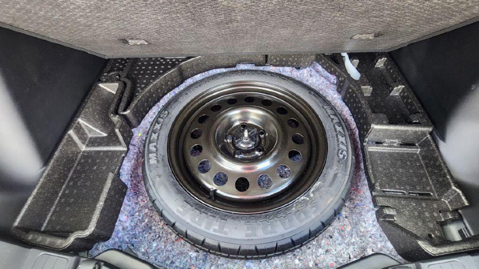 2023 GRAY FORD ESCAPE ST LINE - 4WD (1FMCU9MN8PU) with an 1.5L engine, Automatic transmission, located at 101 S. Halleck St., DeMotte, 46310, (219) 987-2922, 41.202343, -87.198189 - Photo#25