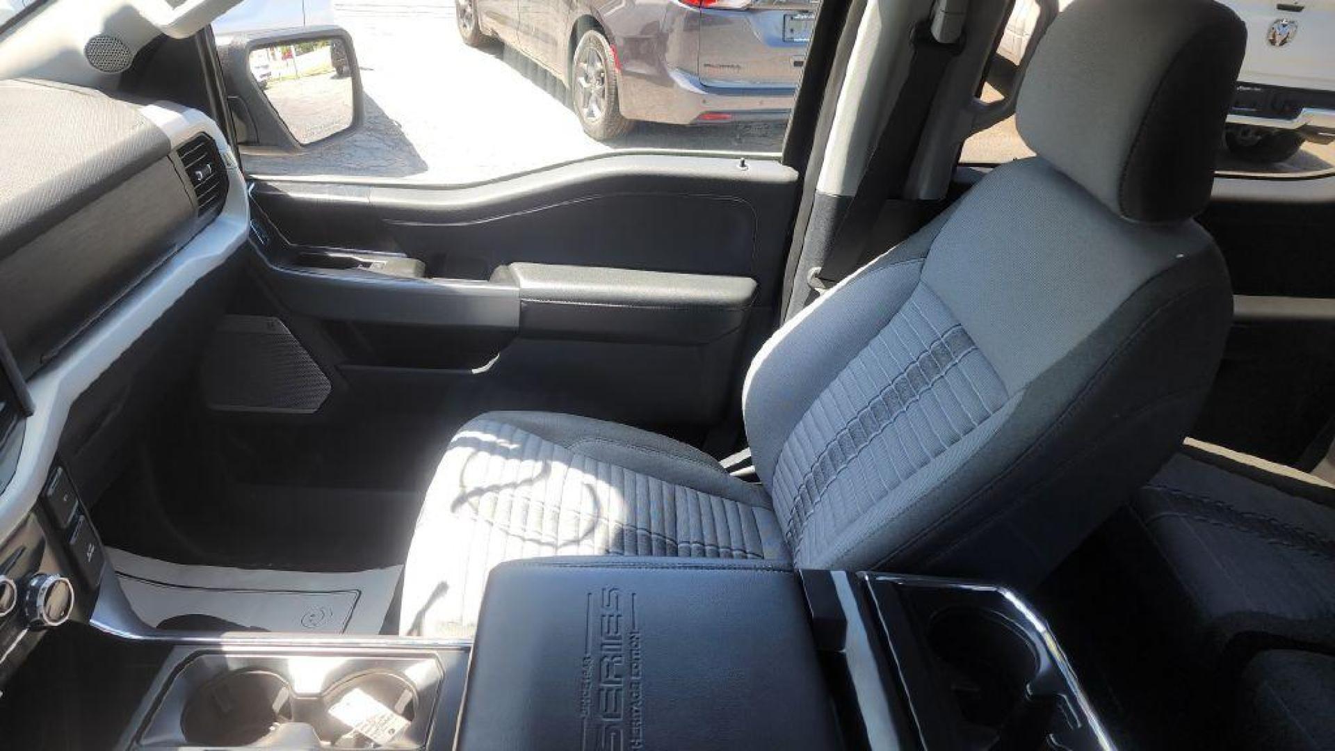 2023 GRAY FORD F150 SUPERCREW - 4WD (1FTEW1EP0PK) with an 2.7L engine, Automatic transmission, located at 101 S. Halleck St., DeMotte, 46310, (219) 987-2922, 41.202343, -87.198189 - Photo#12