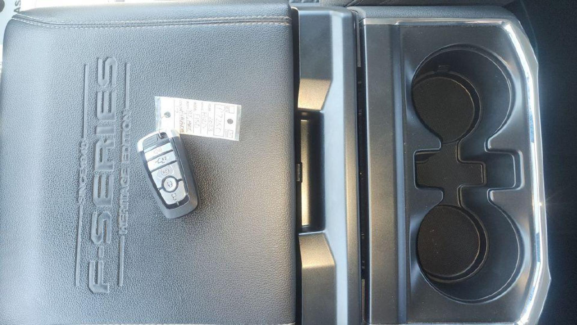2023 GRAY FORD F150 SUPERCREW - 4WD (1FTEW1EP0PK) with an 2.7L engine, Automatic transmission, located at 101 S. Halleck St., DeMotte, 46310, (219) 987-2922, 41.202343, -87.198189 - Photo#21