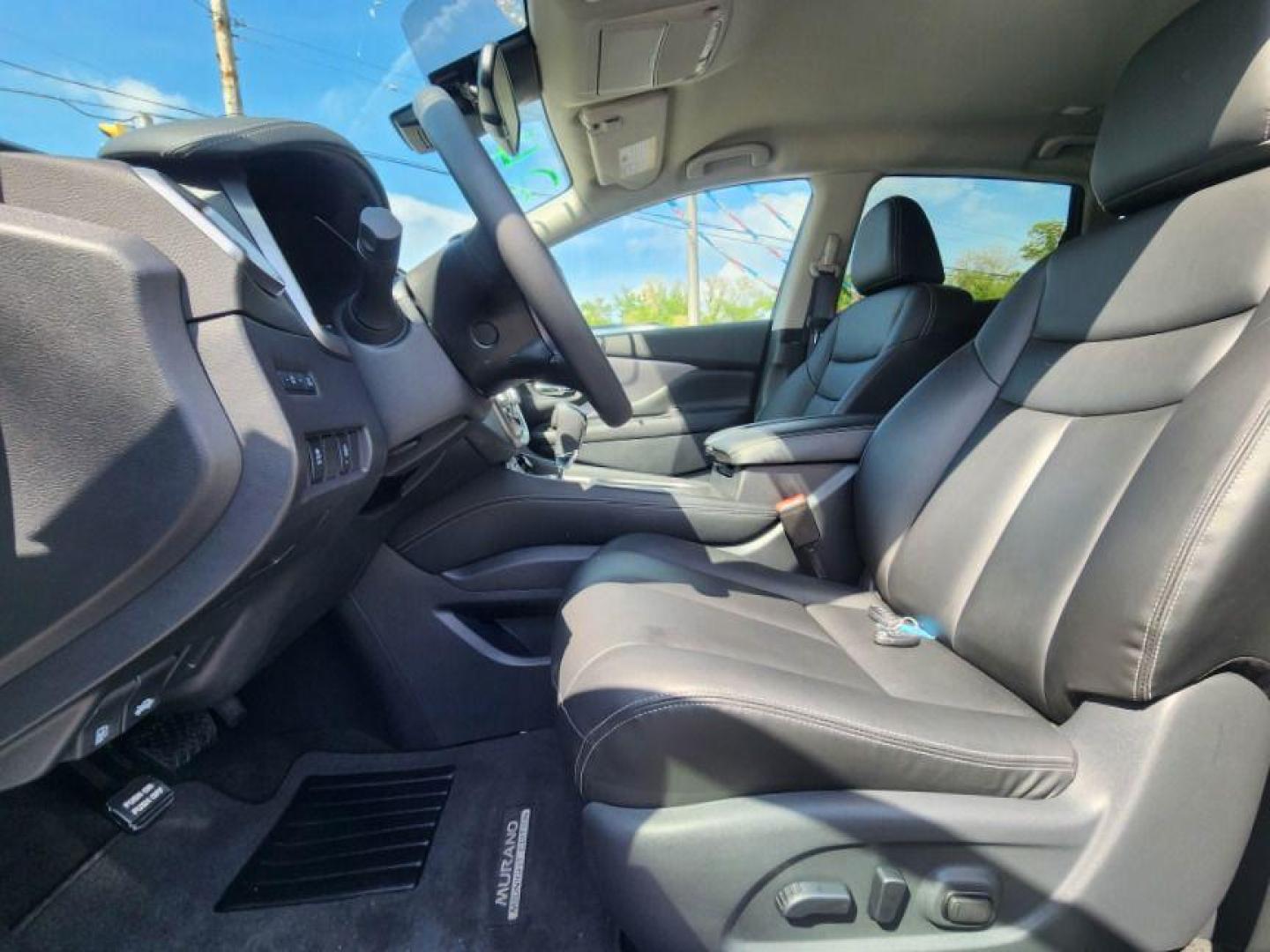 2024 WHITE NISSAN MURANO - AWD SV (5N1AZ2BSXRC) with an 3.5L engine, Continuously Variable transmission, located at 101 S. Halleck St., DeMotte, 46310, (219) 987-2922, 41.202343, -87.198189 - Photo#6