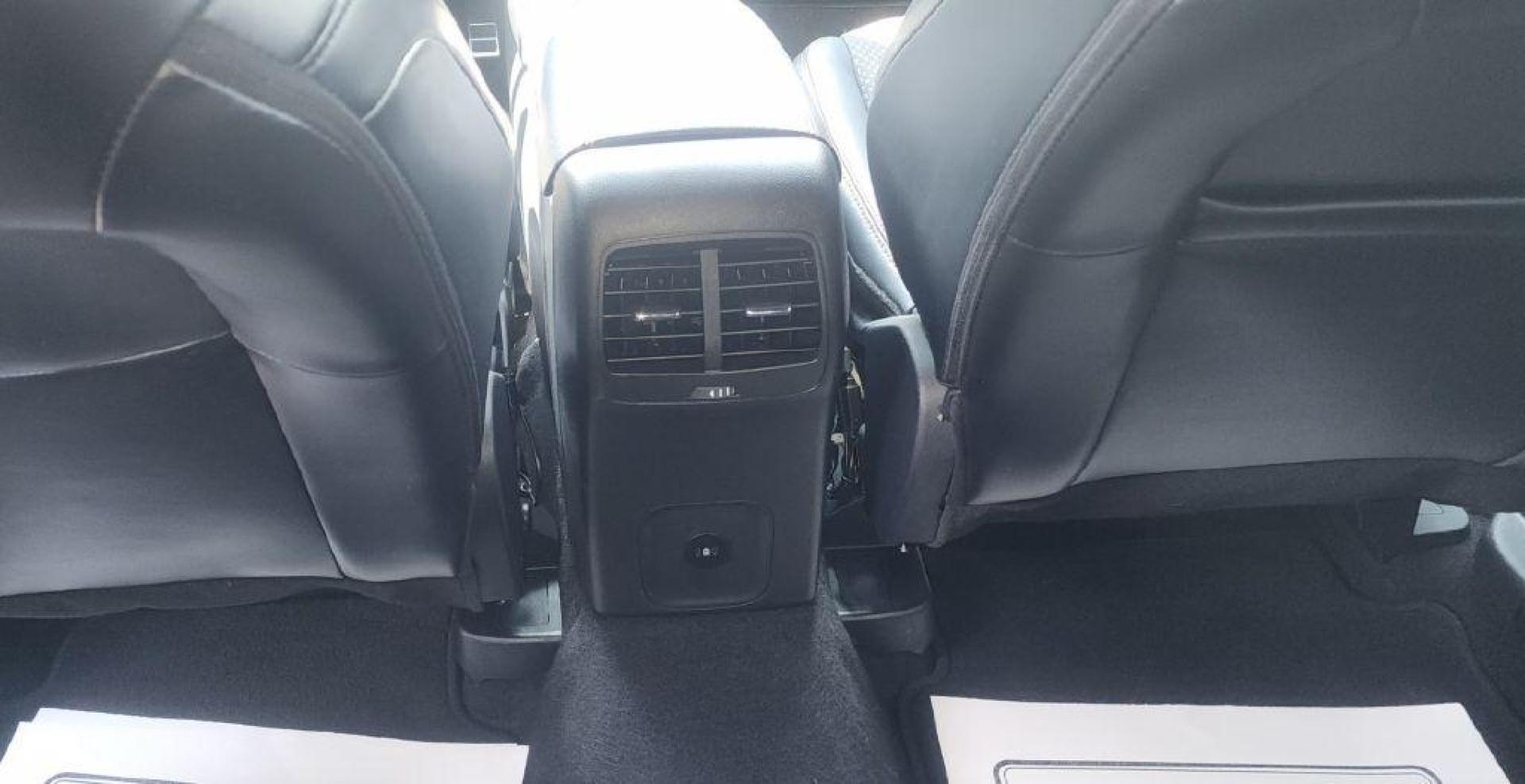 2024 SILVER FORD ESCAPE ST LINE (1FMCU0MNXRU) with an 1.5L engine, Automatic transmission, located at 101 S. Halleck St., DeMotte, 46310, (219) 987-2922, 41.202343, -87.198189 - Photo#19