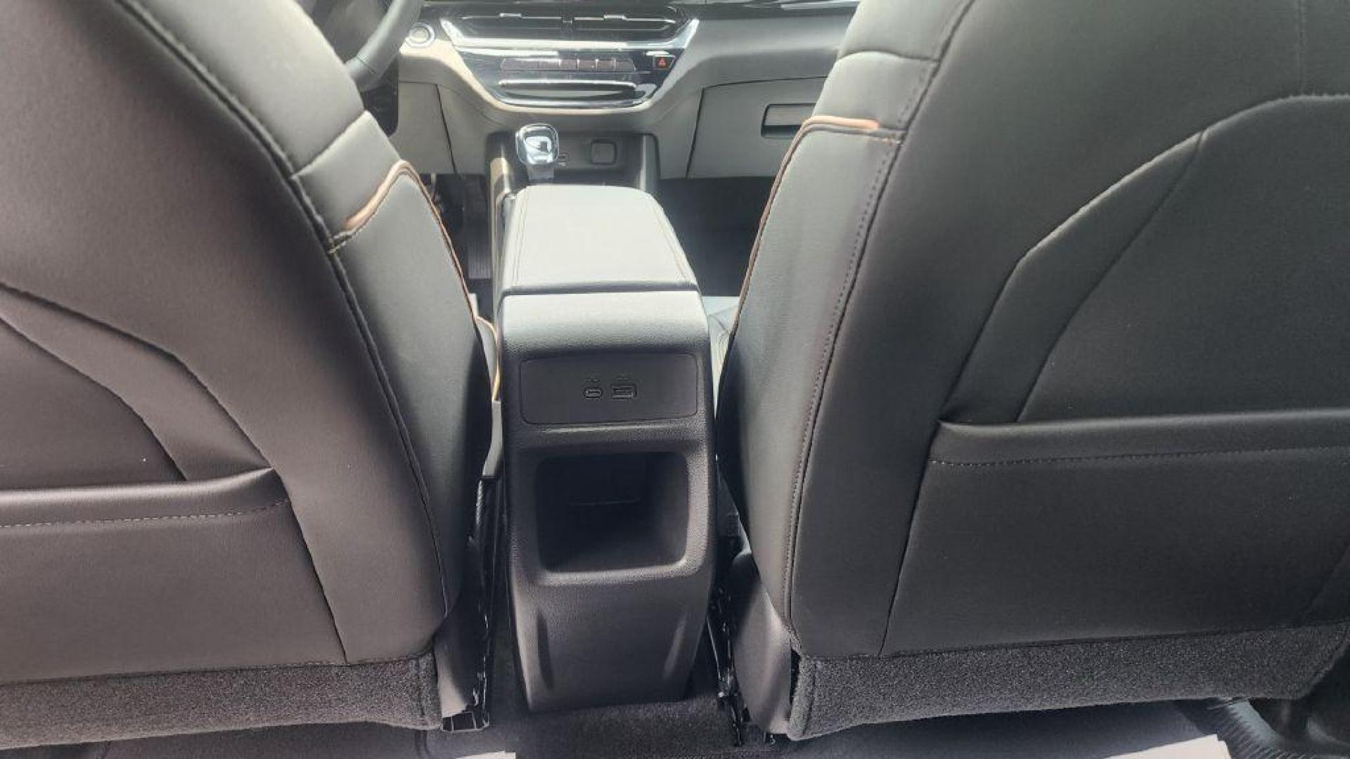 2025 WHITE BUICK ENVISTA AVENIR - FWD (KL47LCEP0SB) with an 1.2L engine, Automatic transmission, located at 101 S. Halleck St., DeMotte, 46310, (219) 987-2922, 41.202343, -87.198189 - Photo#19