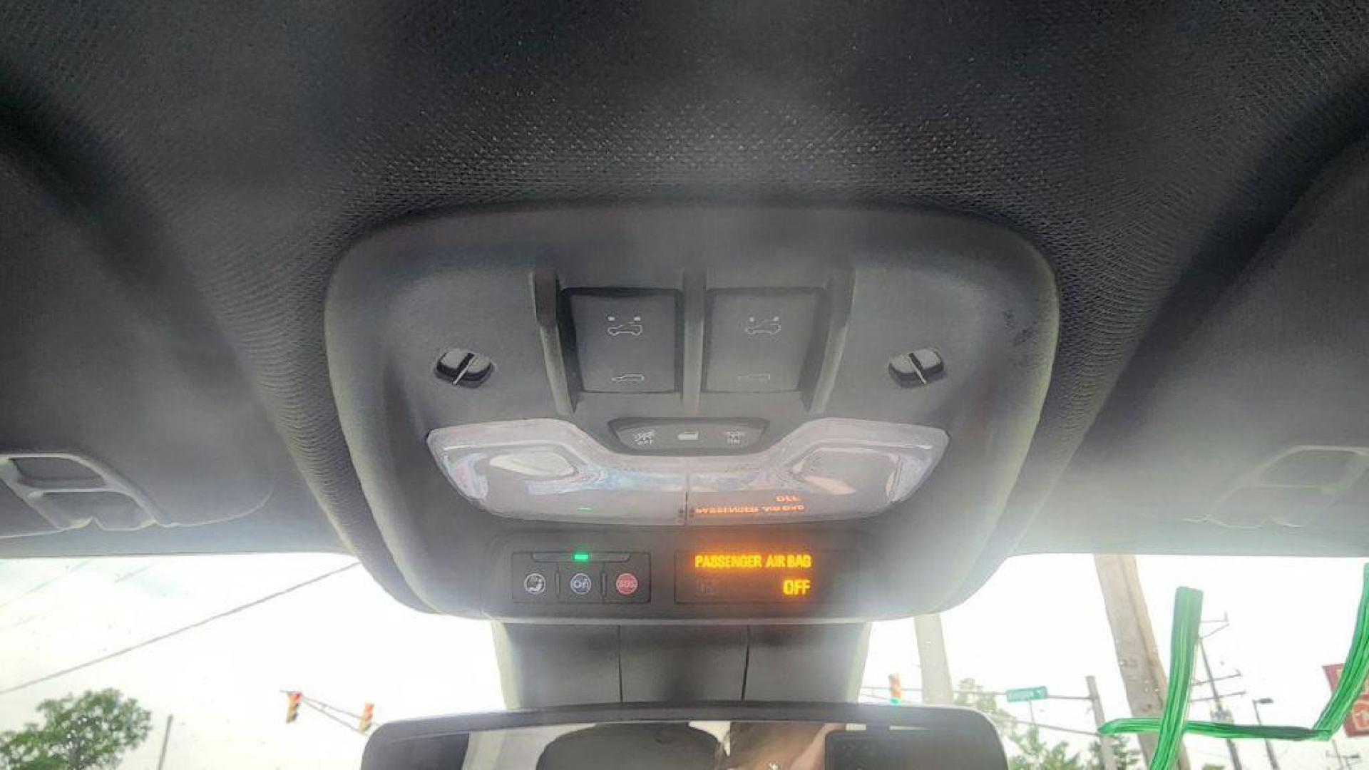 2024 BLUE CHEVROLET COLORADO Z71 - 4WD (1GCPTDEK2R1) with an 2.7L engine, Automatic transmission, located at 101 S. Halleck St., DeMotte, 46310, (219) 987-2922, 41.202343, -87.198189 - Photo#19