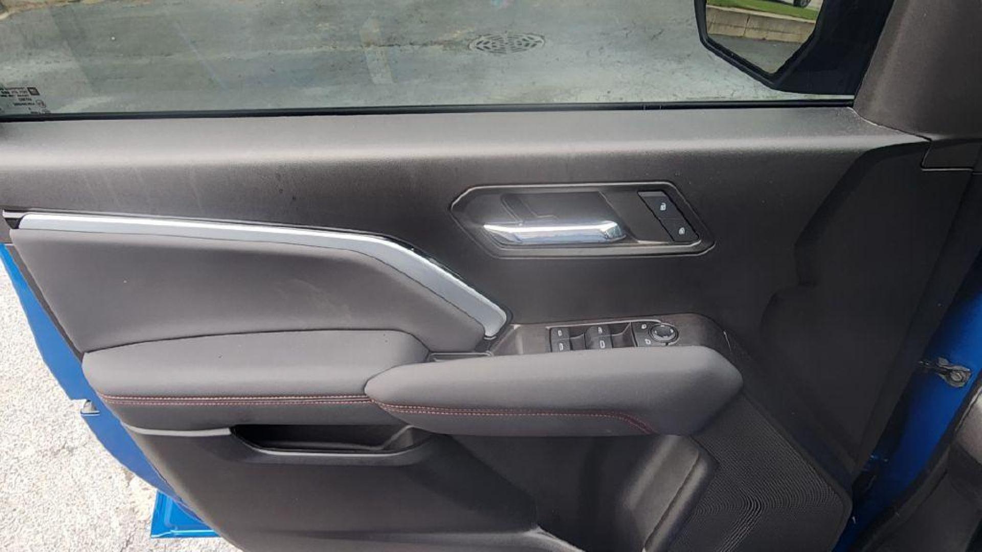 2024 BLUE CHEVROLET COLORADO Z71 - 4WD (1GCPTDEK2R1) with an 2.7L engine, Automatic transmission, located at 101 S. Halleck St., DeMotte, 46310, (219) 987-2922, 41.202343, -87.198189 - Photo#21