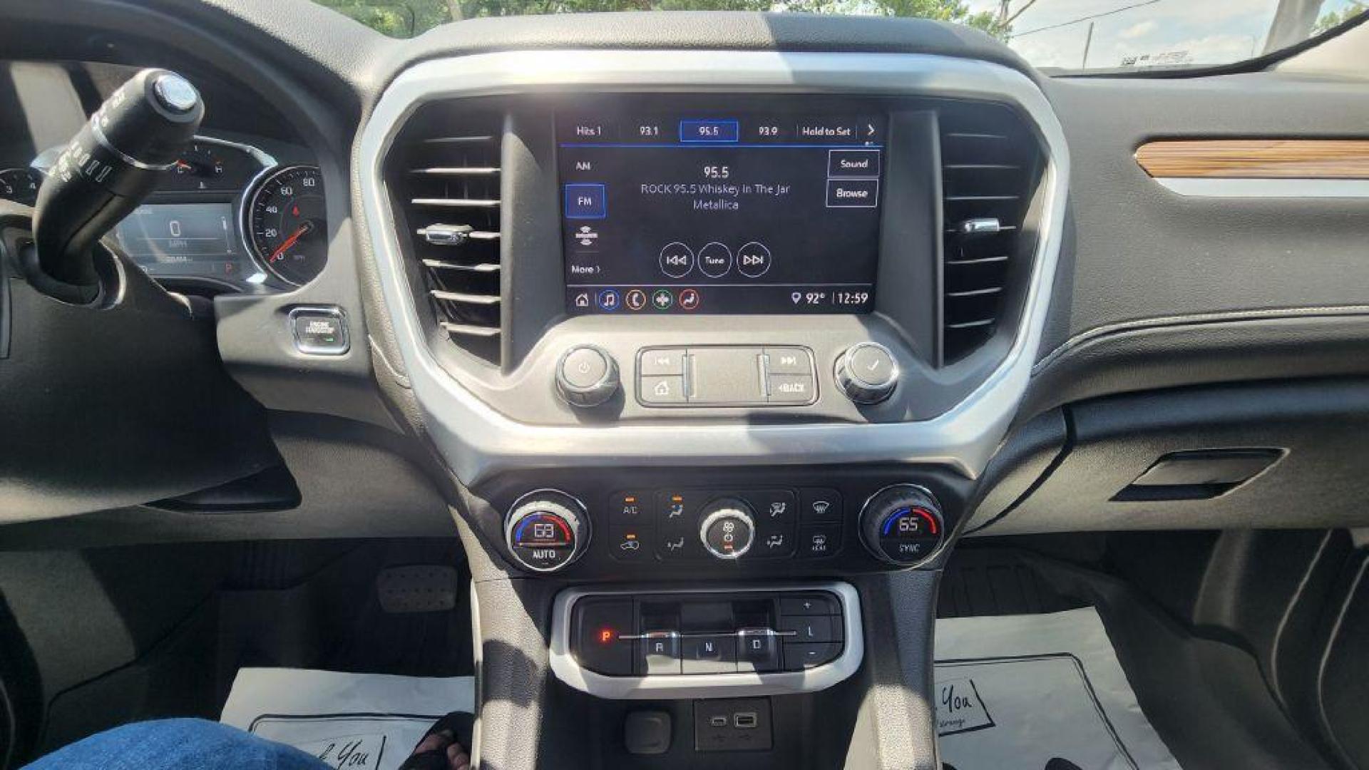 2023 WHITE GMC ACADIA SLE - AWD (1GKKNRL48PZ) with an 2.0L engine, Automatic transmission, located at 101 S. Halleck St., DeMotte, 46310, (219) 987-2922, 41.202343, -87.198189 - Photo#15