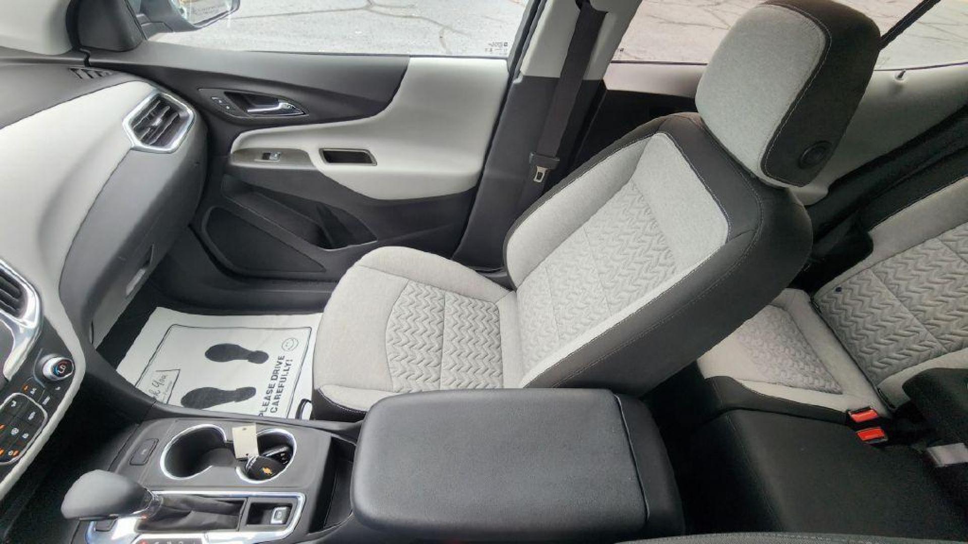 2023 GRAY CHEVROLET EQUINOX LT - AWD (3GNAXTEG1PS) with an 1.5L engine, Automatic transmission, located at 101 S. Halleck St., DeMotte, 46310, (219) 987-2922, 41.202343, -87.198189 - Photo#9