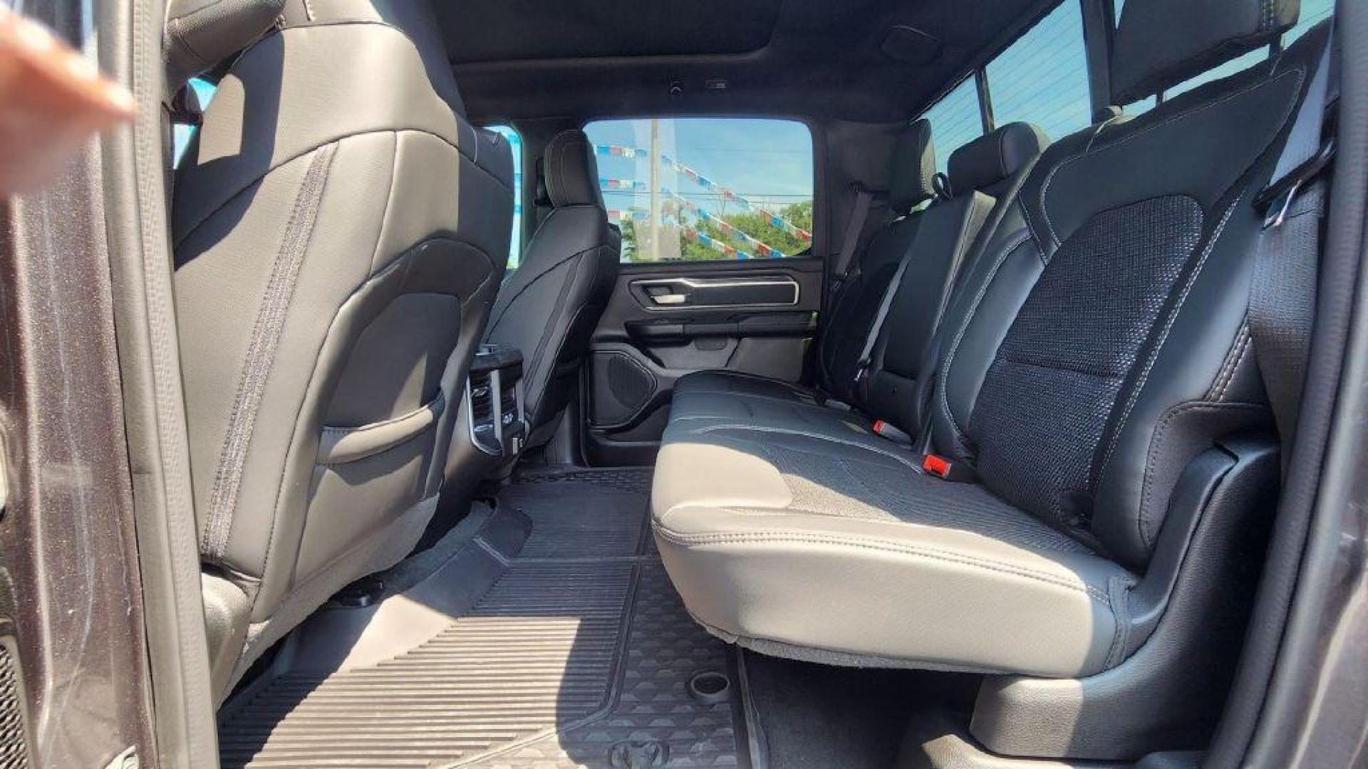 2022 GRAY RAM 1500 BIG HORN/LONE STAR - 4WD (1C6SRFFT4NN) with an 5.7L engine, Automatic transmission, located at 101 S. Halleck St., DeMotte, 46310, (219) 987-2922, 41.202343, -87.198189 - Photo#7