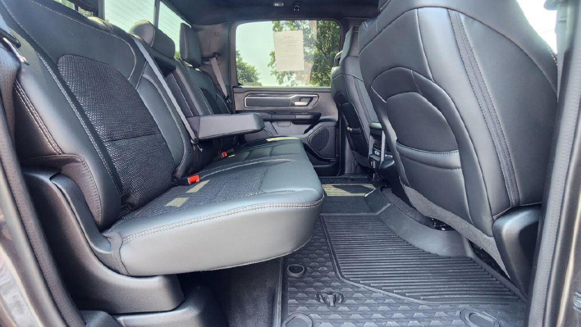 2022 GRAY RAM 1500 BIG HORN/LONE STAR - 4WD (1C6SRFFT4NN) with an 5.7L engine, Automatic transmission, located at 101 S. Halleck St., DeMotte, 46310, (219) 987-2922, 41.202343, -87.198189 - Photo#8