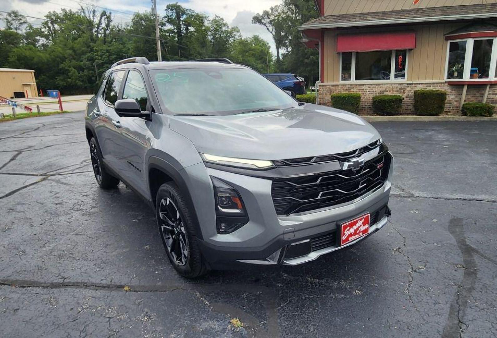 2025 GRAY CHEVROLET EQUINOX RS (3GNAXTEG4SL) with an 1.5L engine, Automatic transmission, located at 101 S. Halleck St., DeMotte, 46310, (219) 987-2922, 41.202343, -87.198189 - Photo#1
