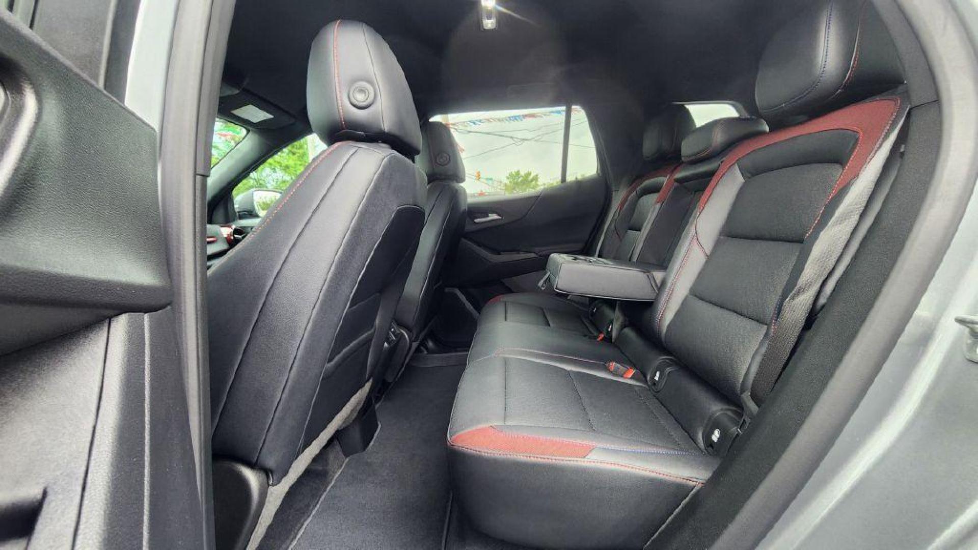 2025 GRAY CHEVROLET EQUINOX RS (3GNAXTEG4SL) with an 1.5L engine, Automatic transmission, located at 101 S. Halleck St., DeMotte, 46310, (219) 987-2922, 41.202343, -87.198189 - Photo#5