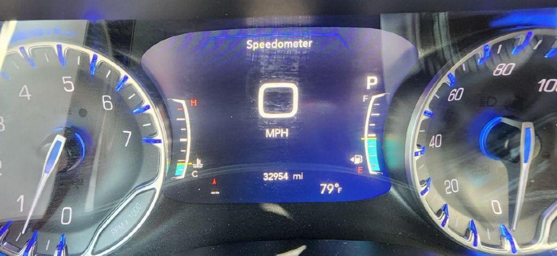 2024 BURGUN CHRYSLER PACIFICA TOURING L - WD (2C4RC1BG1RR) with an 3.6L engine, Automatic transmission, located at 101 S. Halleck St., DeMotte, 46310, (219) 987-2922, 41.202343, -87.198189 - Photo#10