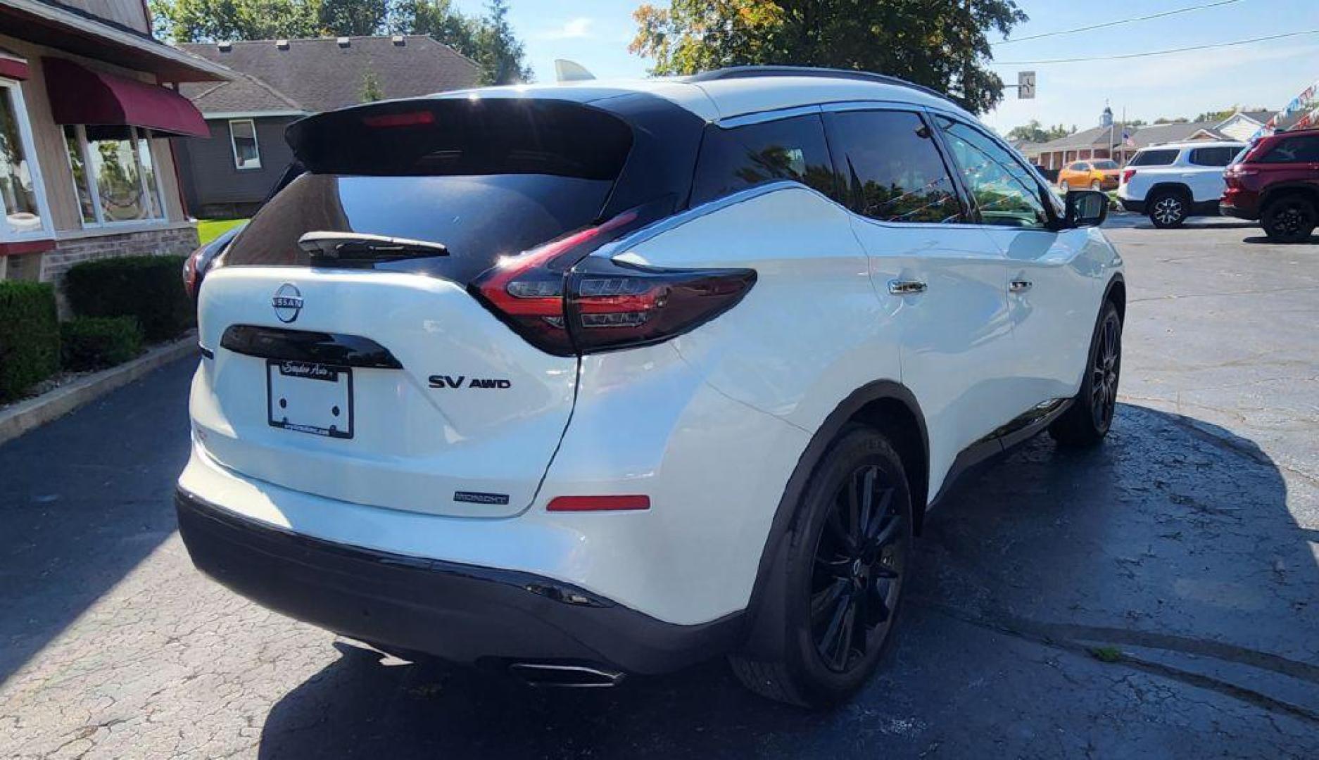 2023 WHITE NISSAN MURANO SV - AWD (5N1AZ2BS8PC) with an 3.5L engine, Automatic transmission, located at 101 S. Halleck St., DeMotte, 46310, (219) 987-2922, 41.202343, -87.198189 - Photo#2