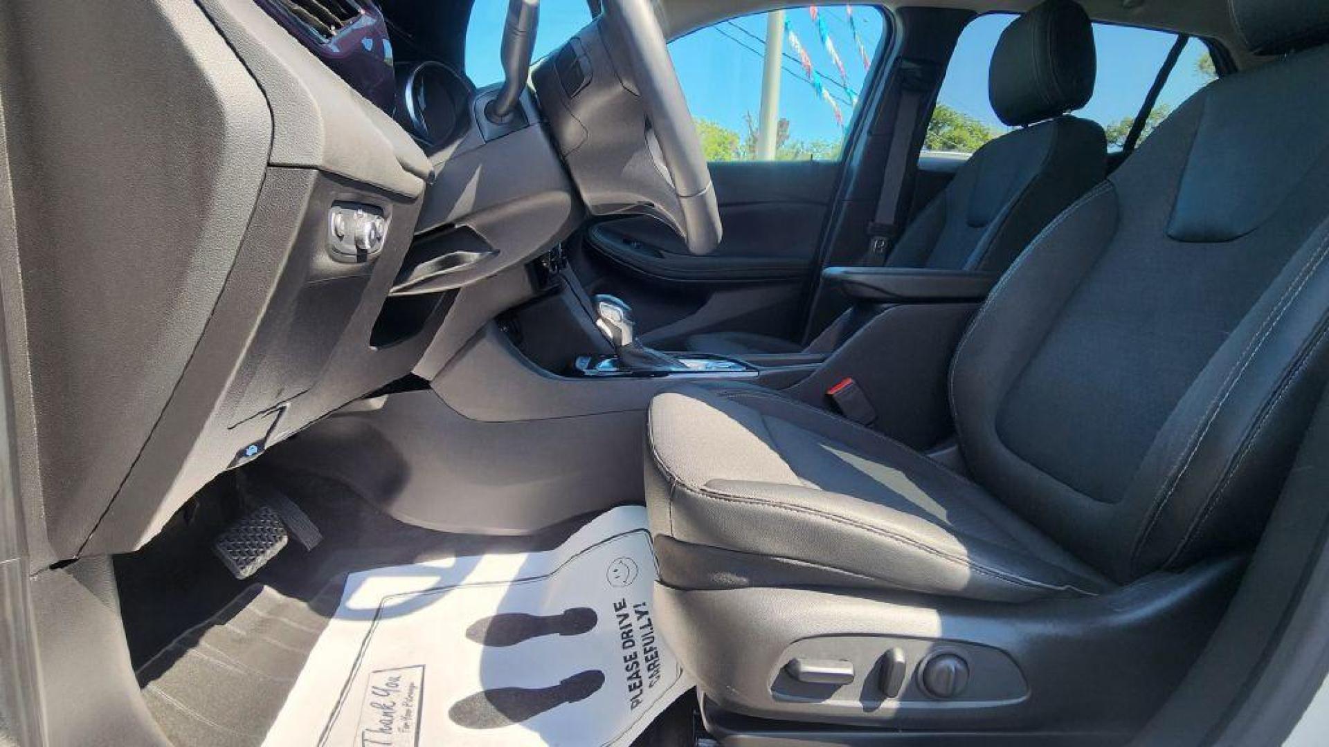 2023 WHITE BUICK ENCORE GX SELECT - AWD (KL4MMESL7PB) with an 1.3L engine, Automatic transmission, located at 101 S. Halleck St., DeMotte, 46310, (219) 987-2922, 41.202343, -87.198189 - Photo#4