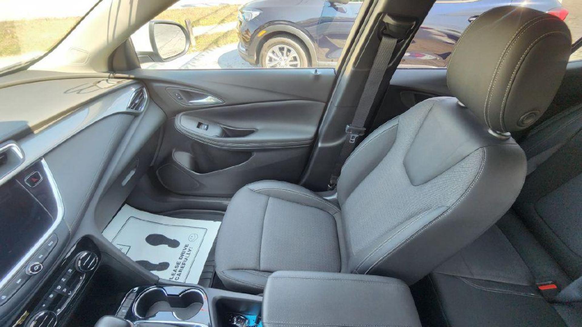 2023 WHITE BUICK ENCORE GX SELECT - AWD (KL4MMESL7PB) with an 1.3L engine, Automatic transmission, located at 101 S. Halleck St., DeMotte, 46310, (219) 987-2922, 41.202343, -87.198189 - Photo#9